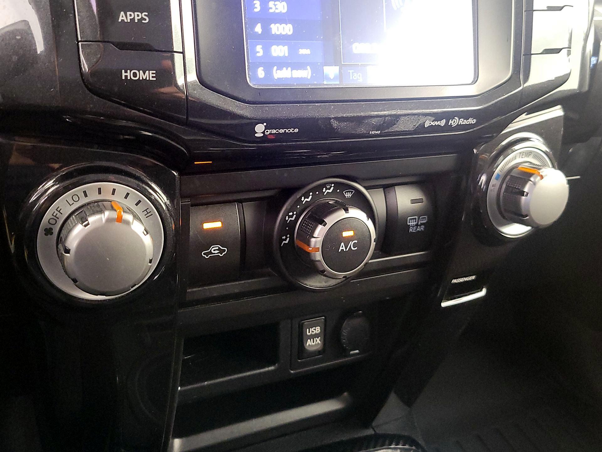 Thumbnail: 2017 Toyota 4Runner - 16