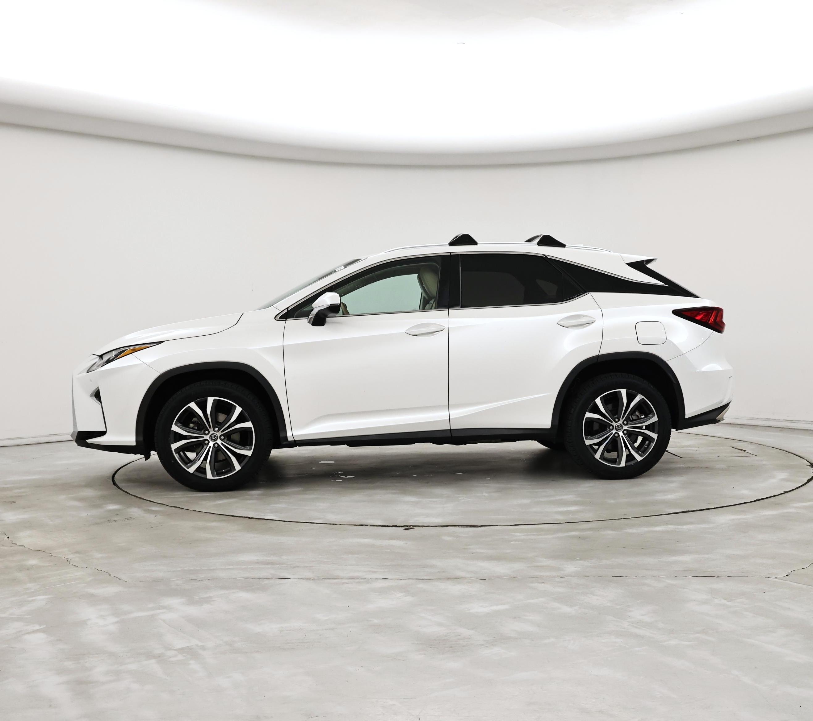 Thumbnail: 2018 Lexus RX - 3