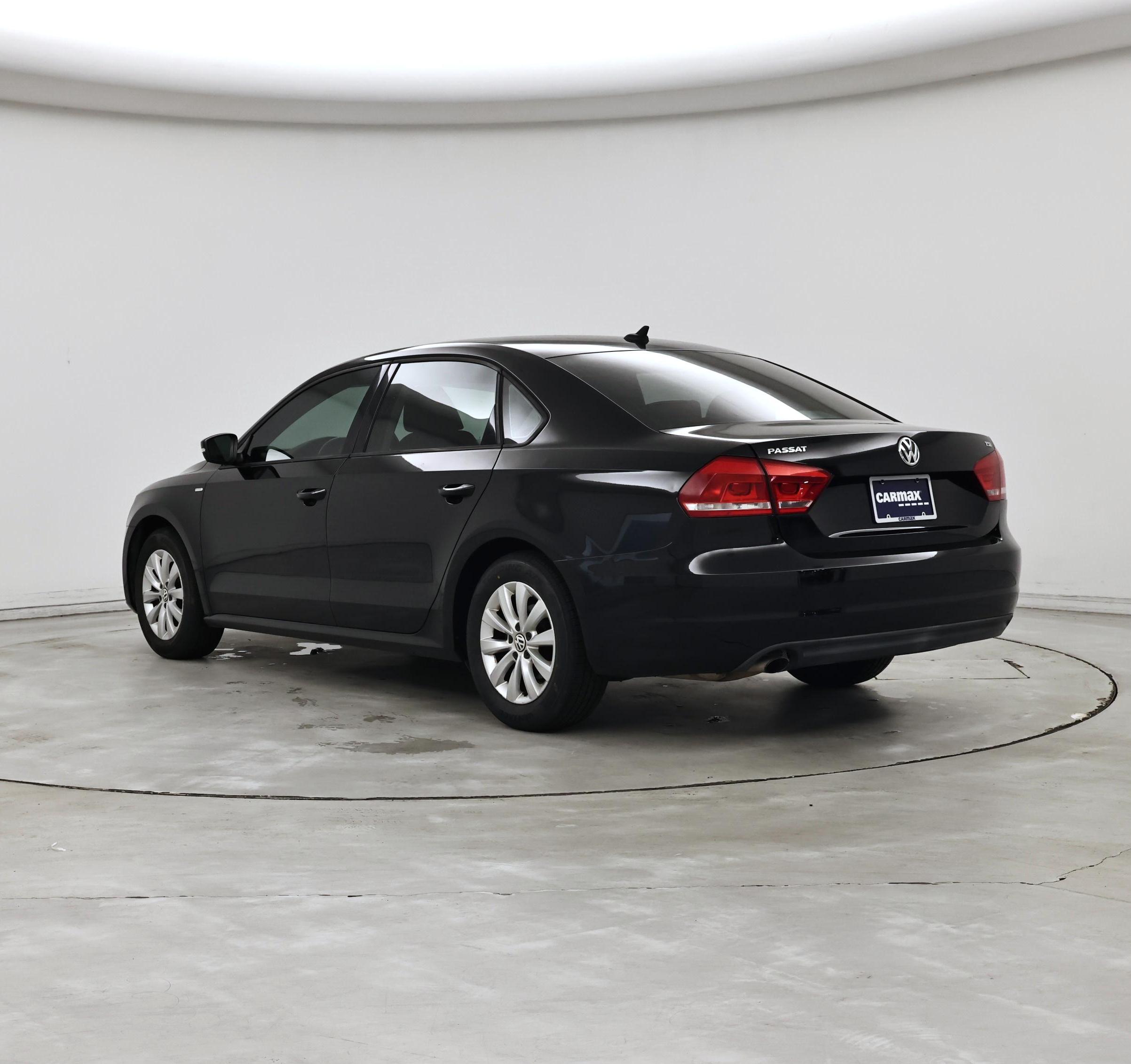 Thumbnail: 2015 Volkswagen Passat - 2