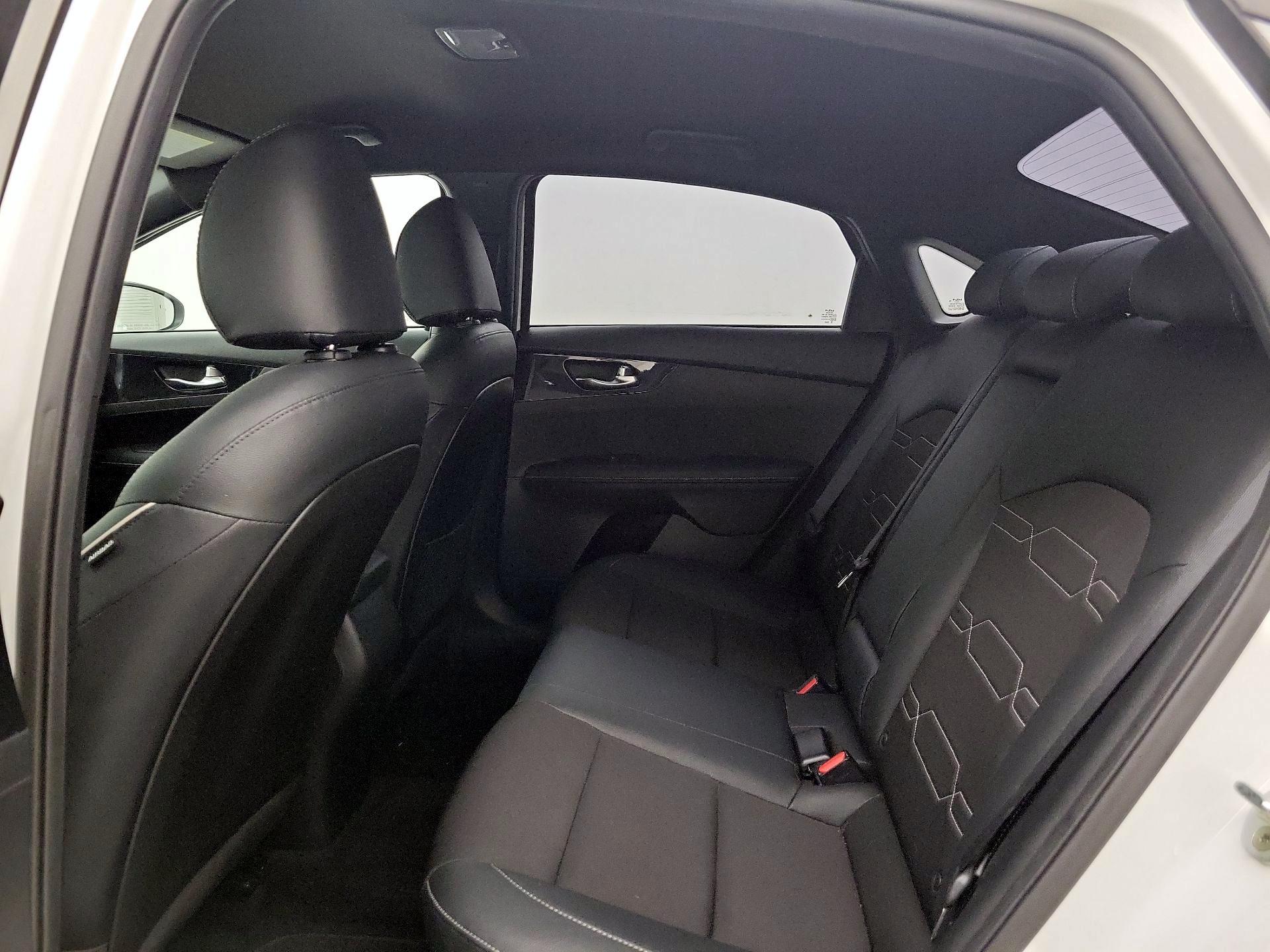 Thumbnail: 2023 Kia Forte - 20