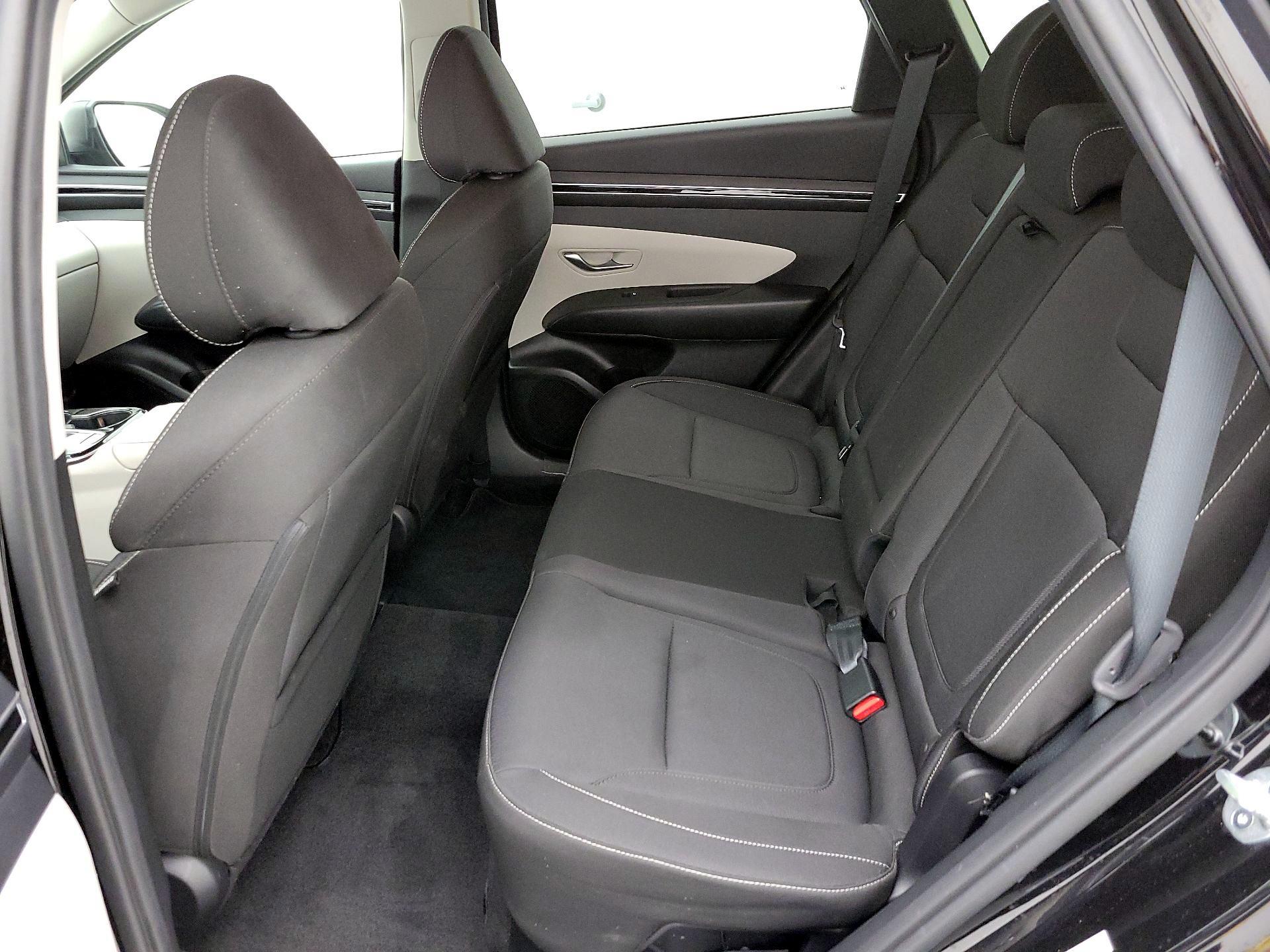 Thumbnail: 2023 Hyundai Tucson - 19