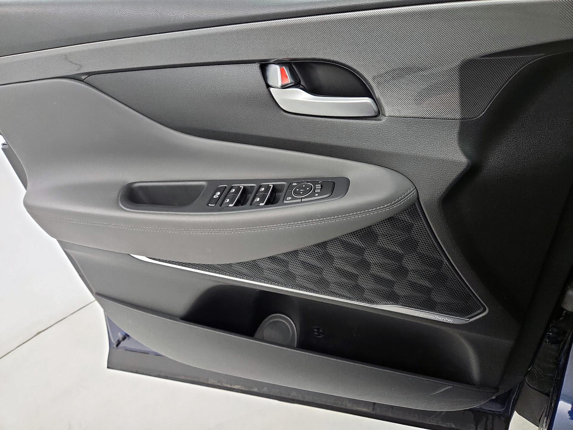 Thumbnail: 2022 Hyundai Santa Fe - 12