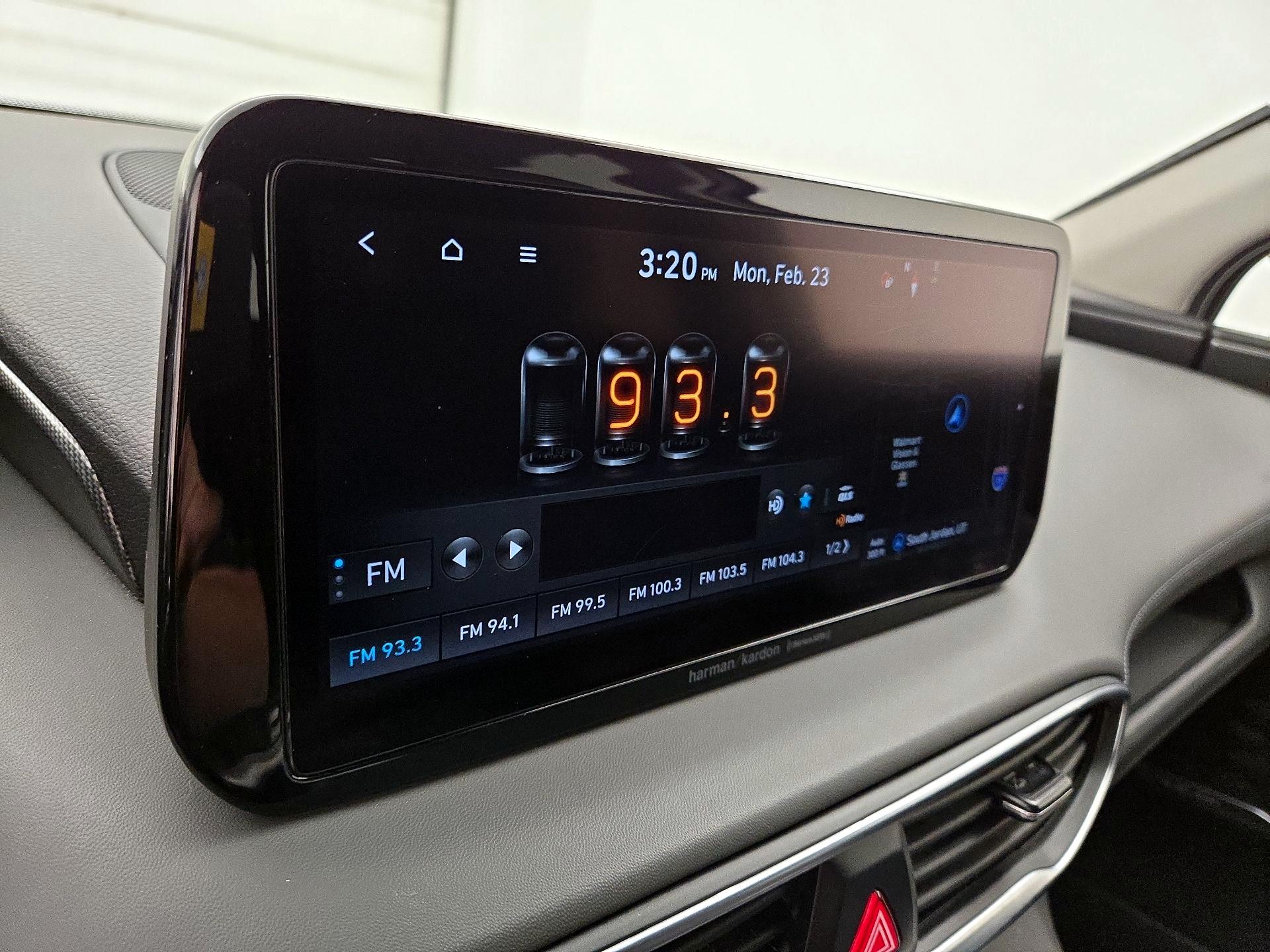 Thumbnail: 2022 Hyundai Santa Fe - 16