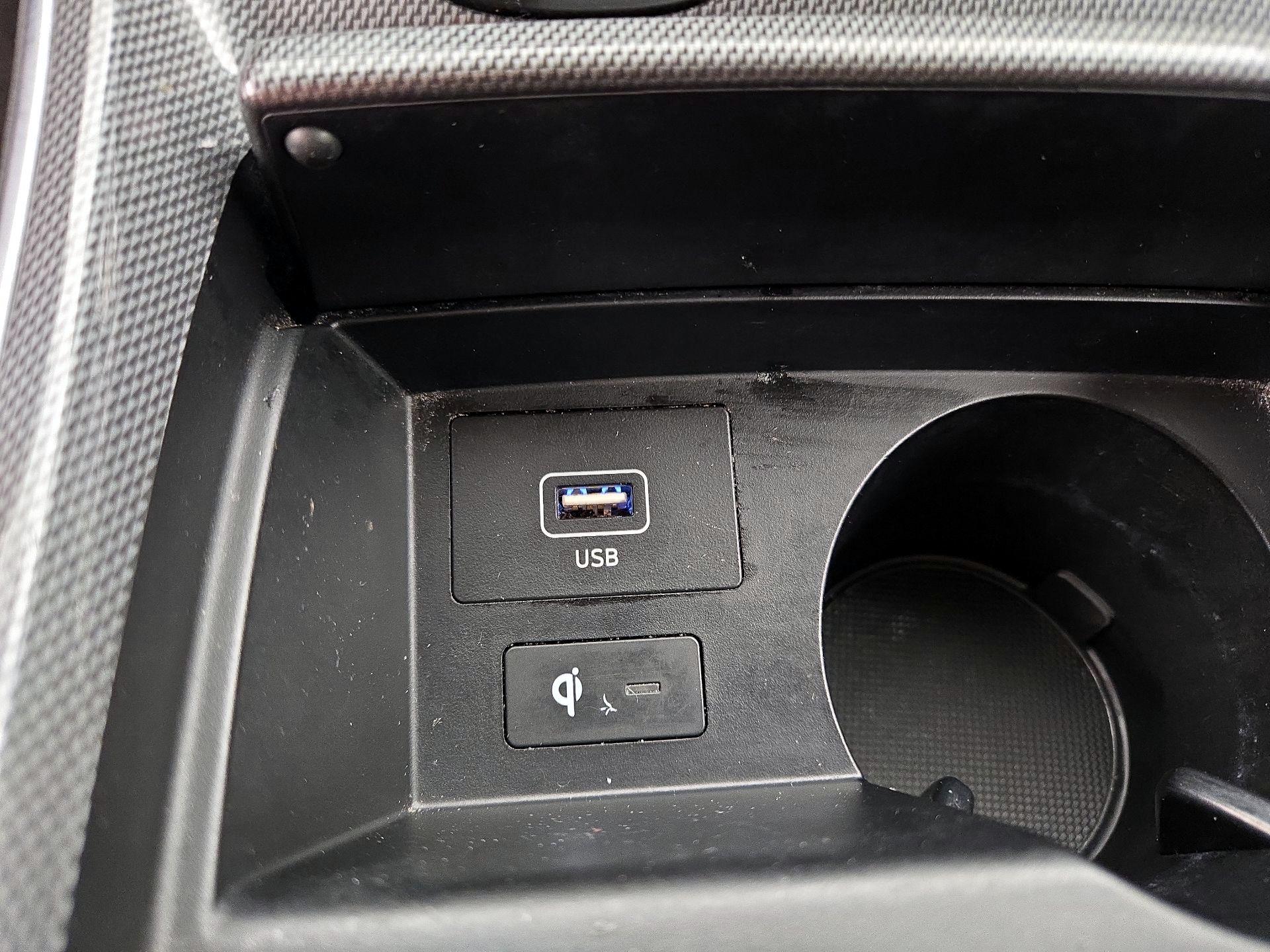 Thumbnail: 2022 Hyundai Santa Fe - 19