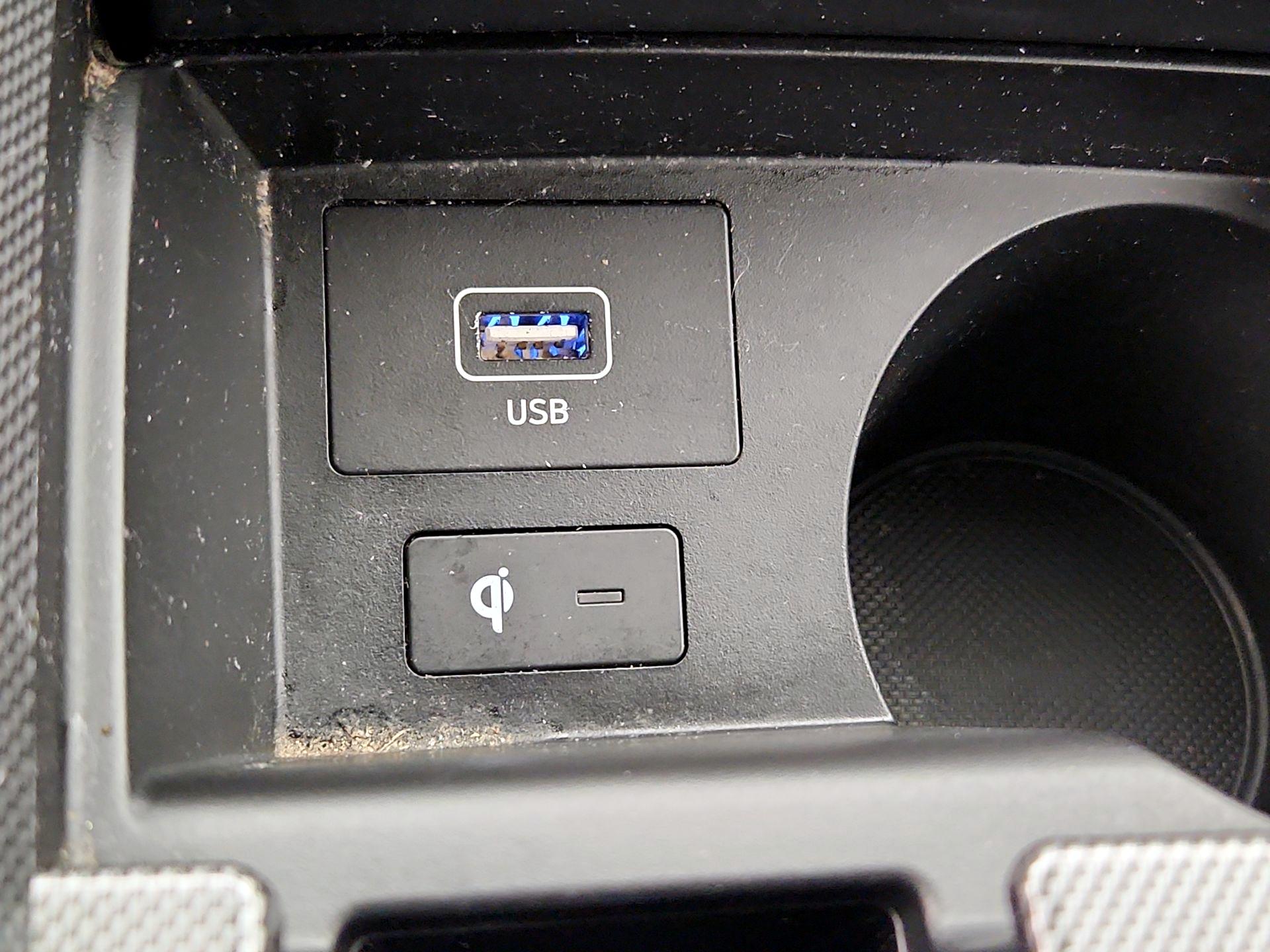 Thumbnail: 2022 Hyundai Santa Fe - 19