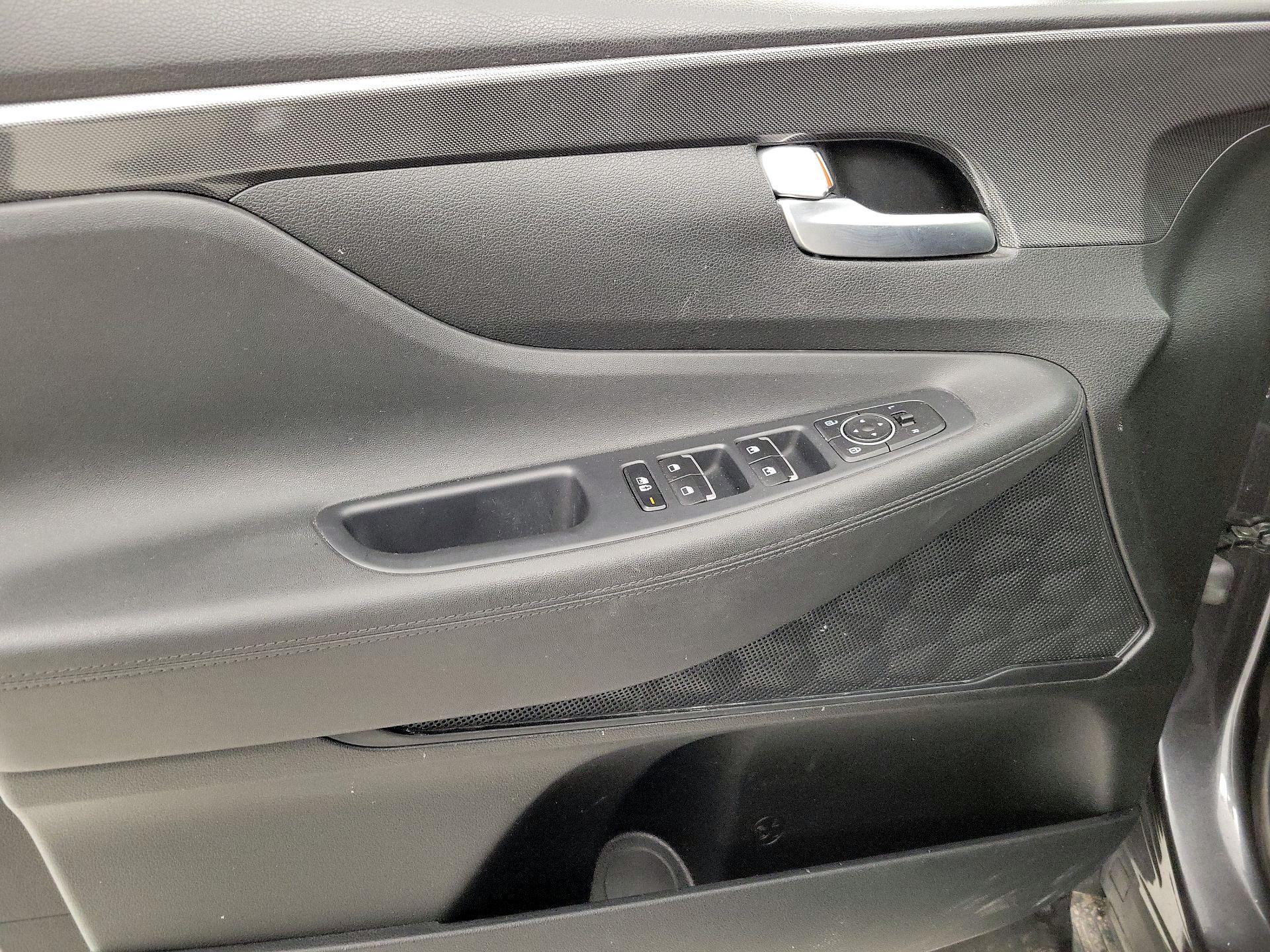 Thumbnail: 2023 Hyundai Santa Fe - 12