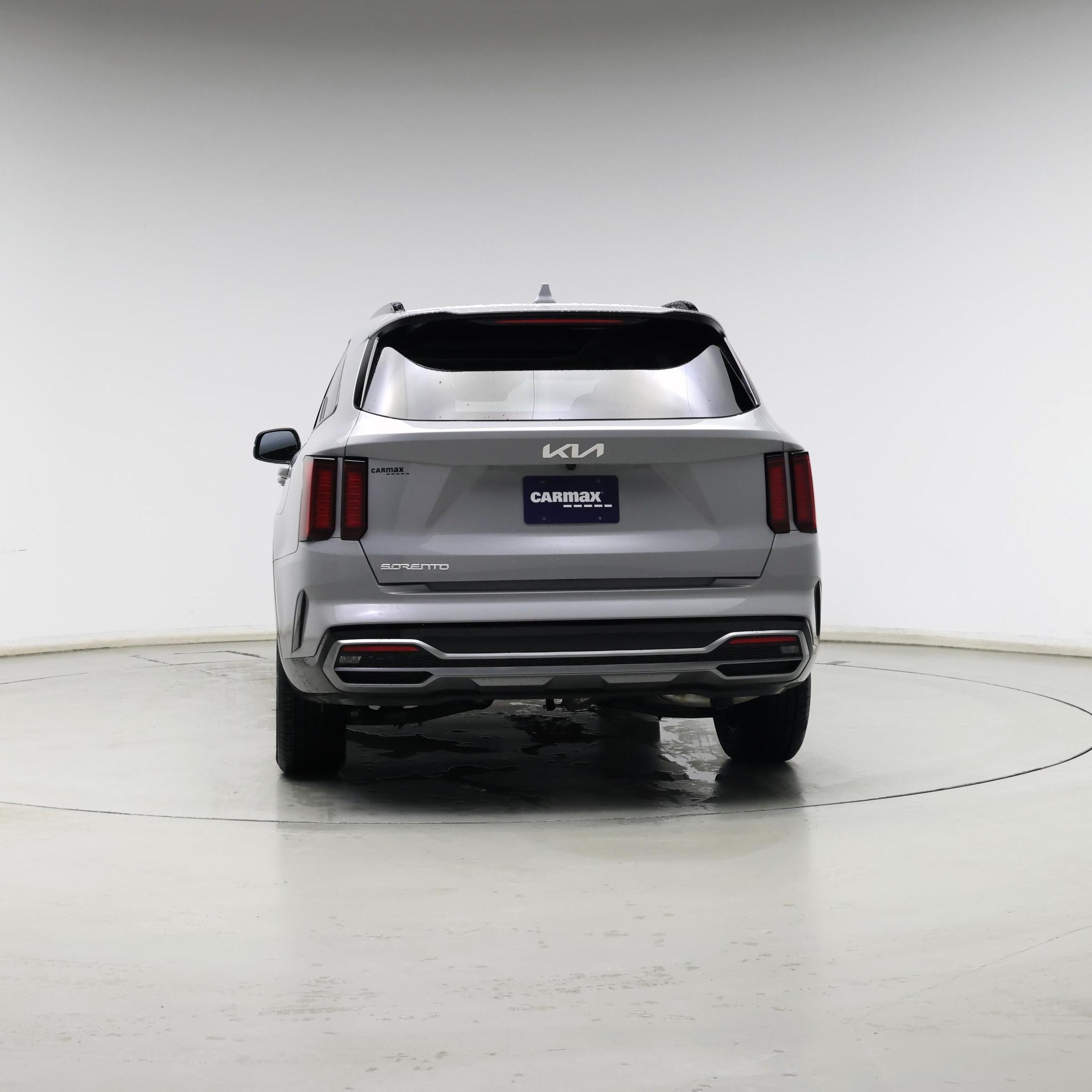 Thumbnail: 2023 Kia Sorento - 6