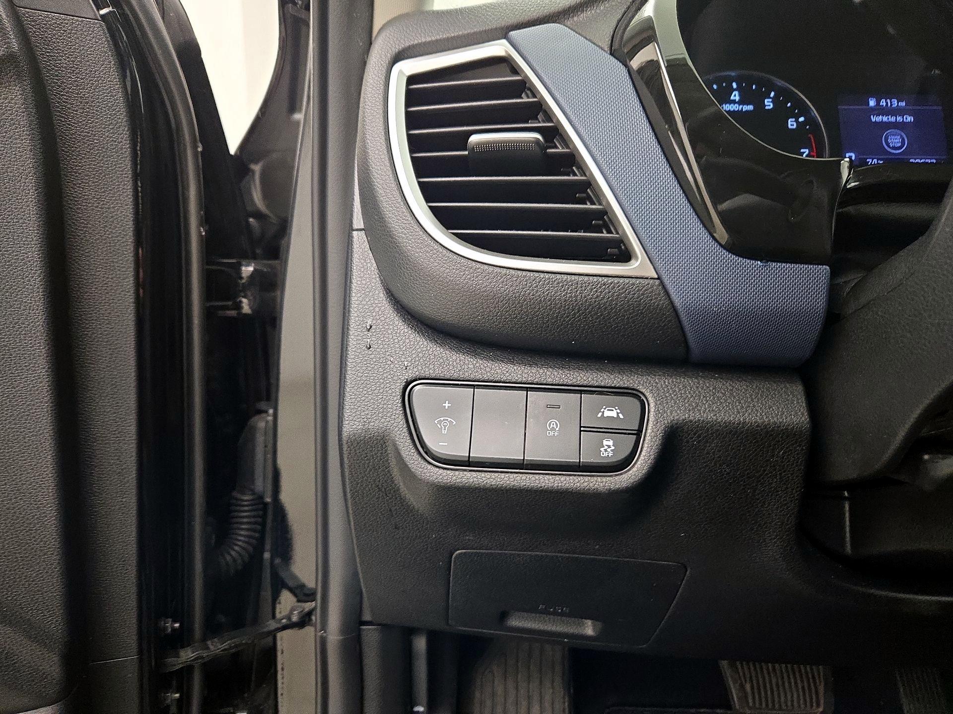 Thumbnail: 2023 Kia Seltos - 13