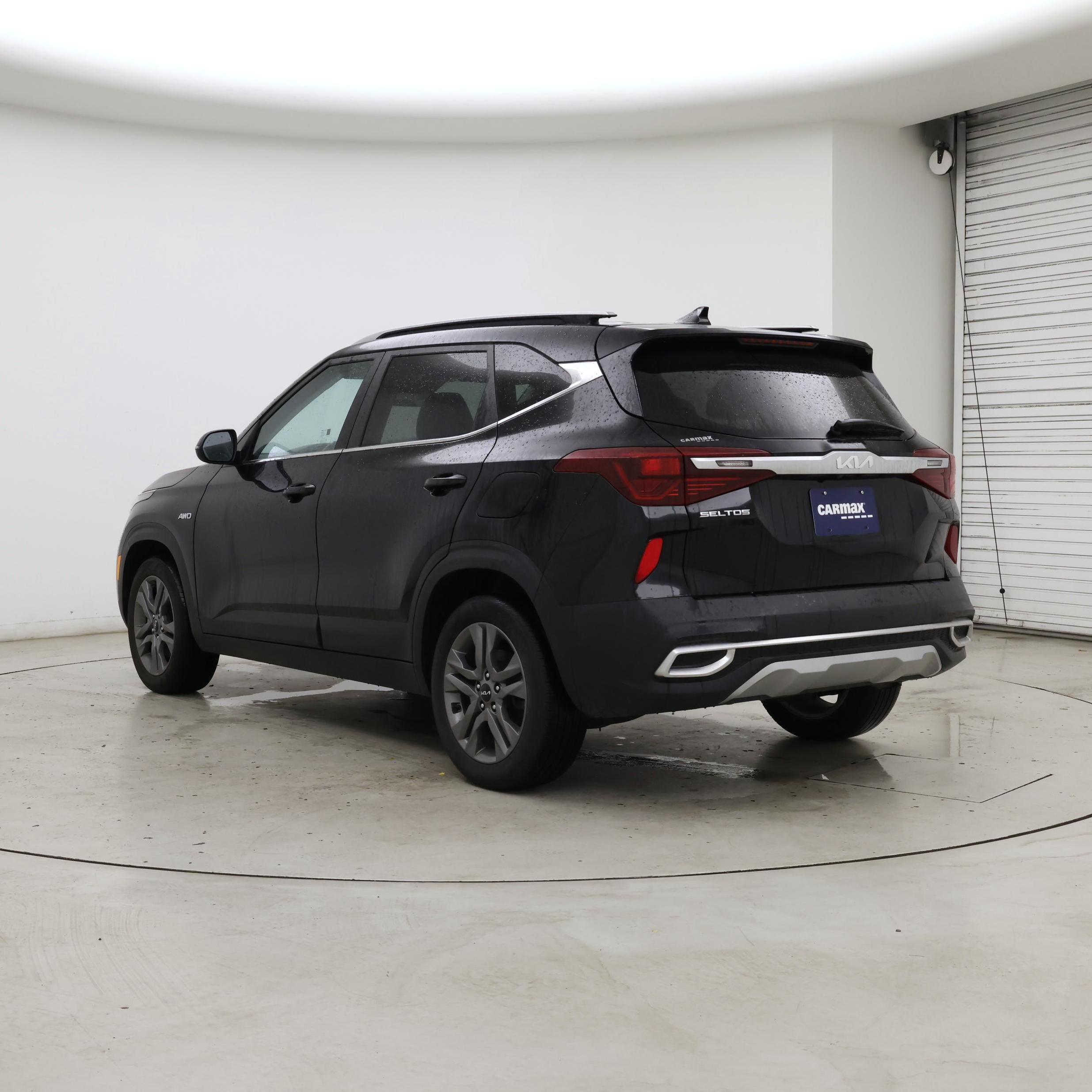 Thumbnail: 2023 Kia Seltos - 2