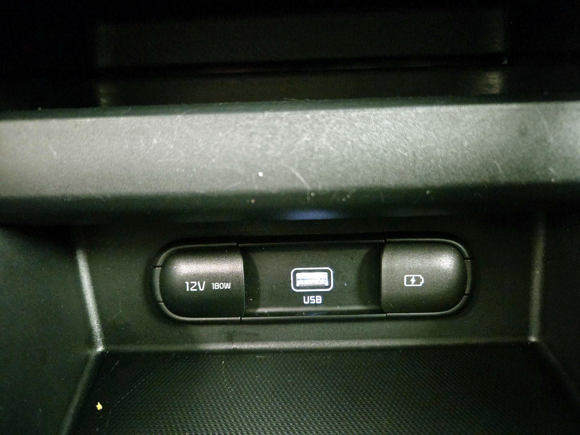 Thumbnail: 2023 Kia Seltos - 19