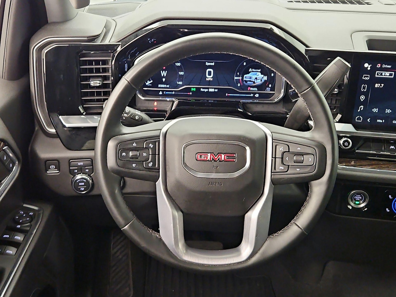 2023 GMC Sierra 1500 SLE - Photo 11