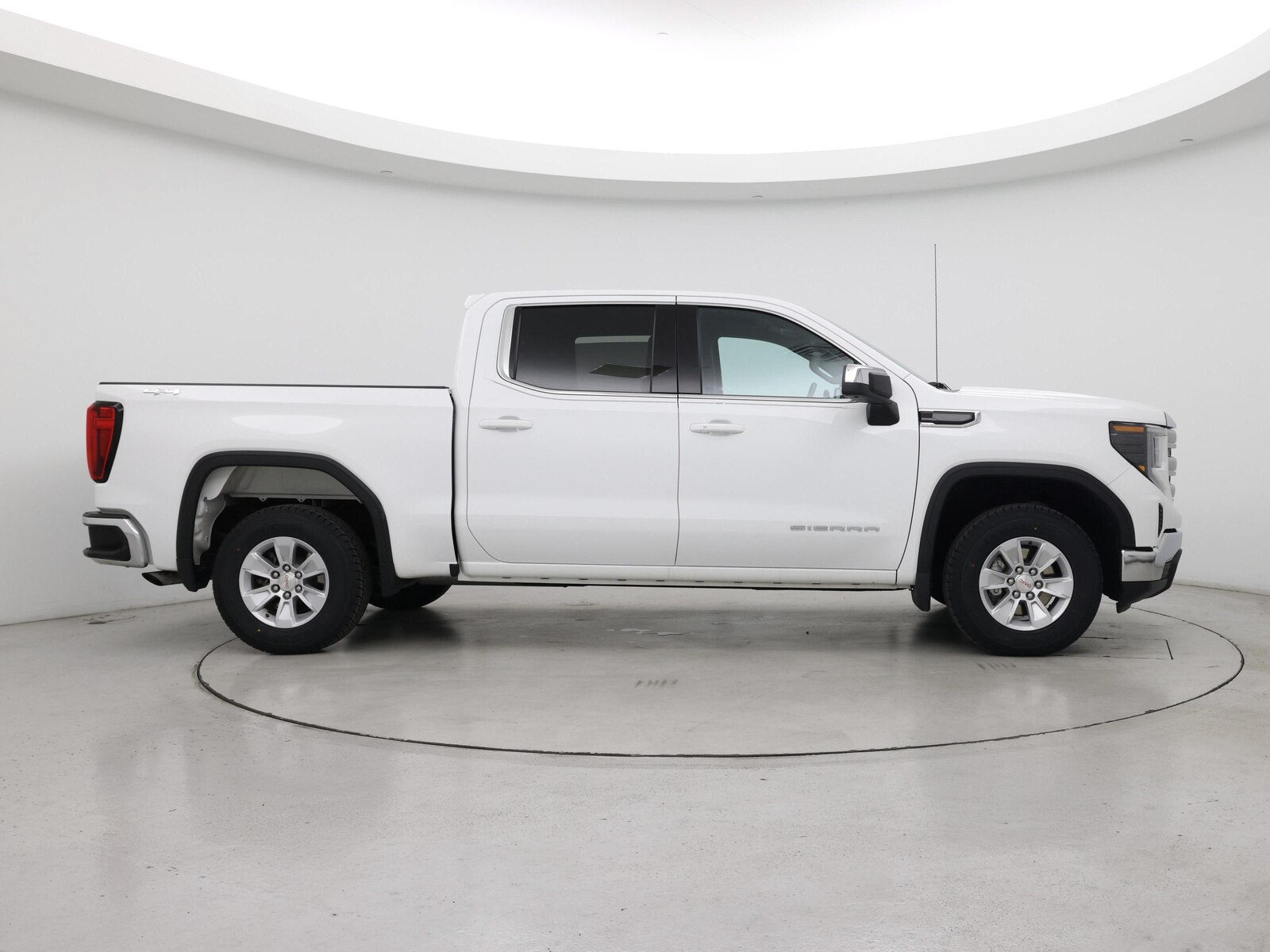 2023 GMC Sierra 1500 SLE - Photo 8