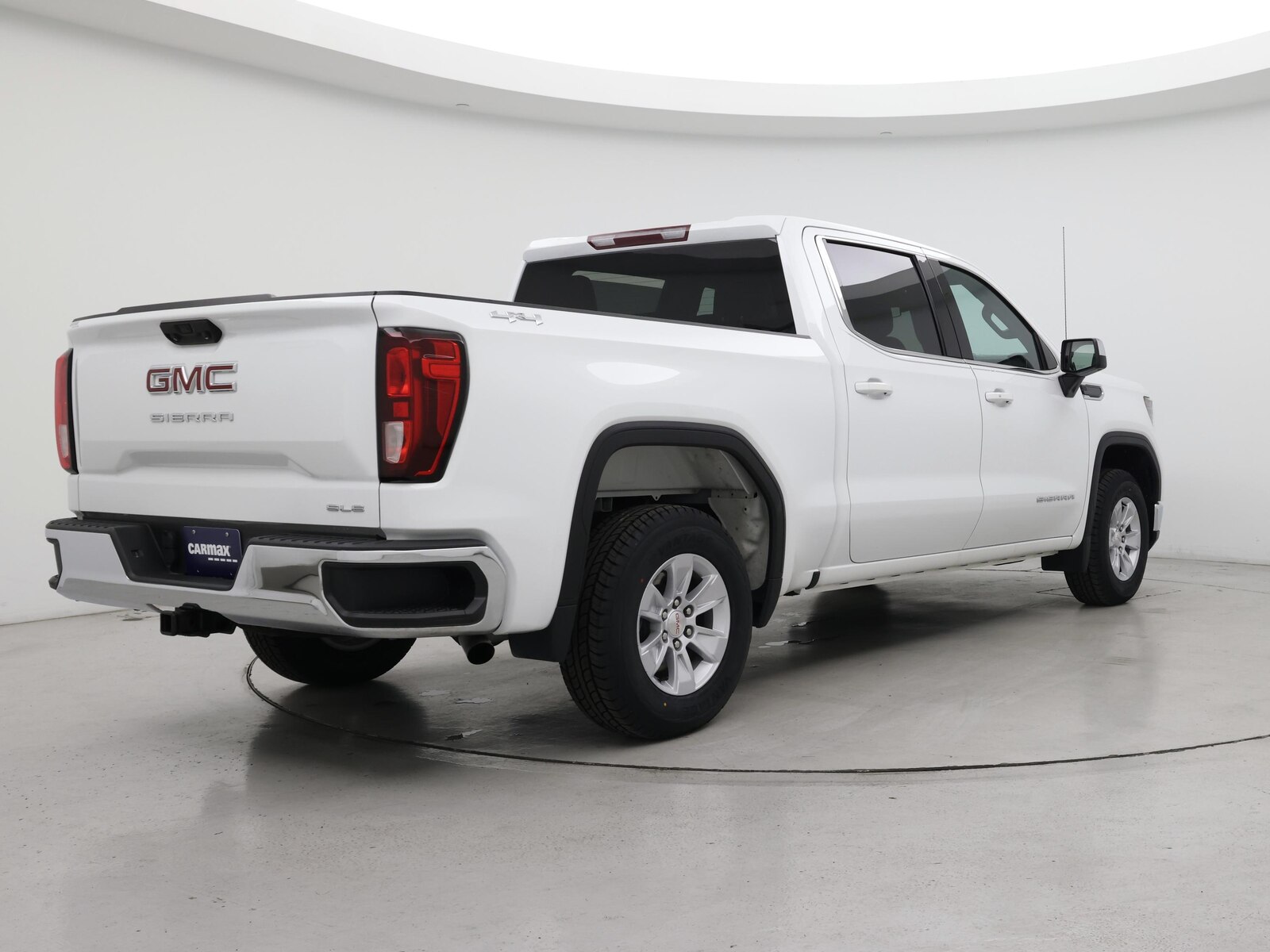 2023 GMC Sierra 1500 SLE - Photo 9