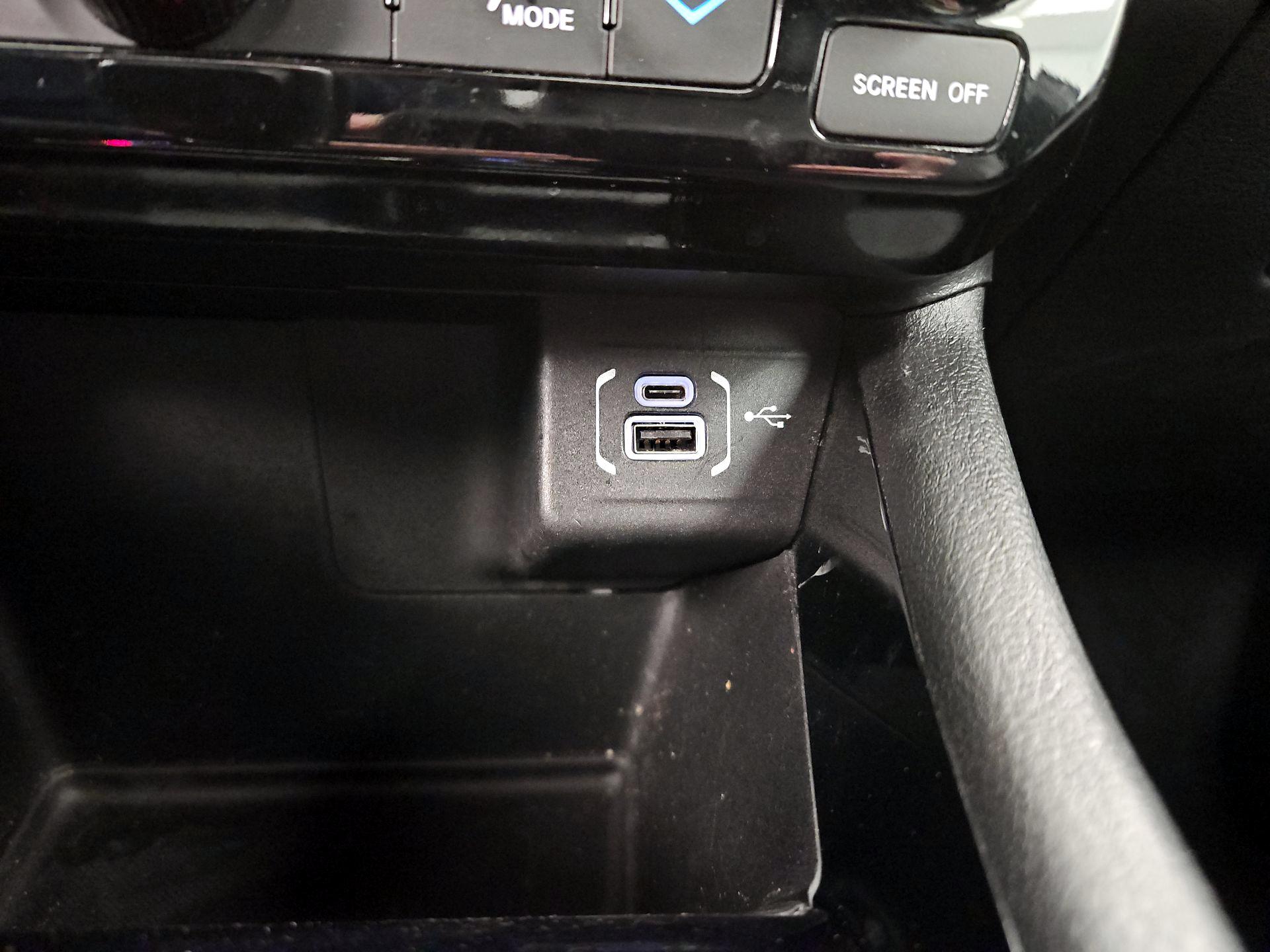 Thumbnail: 2023 Jeep Compass - 18