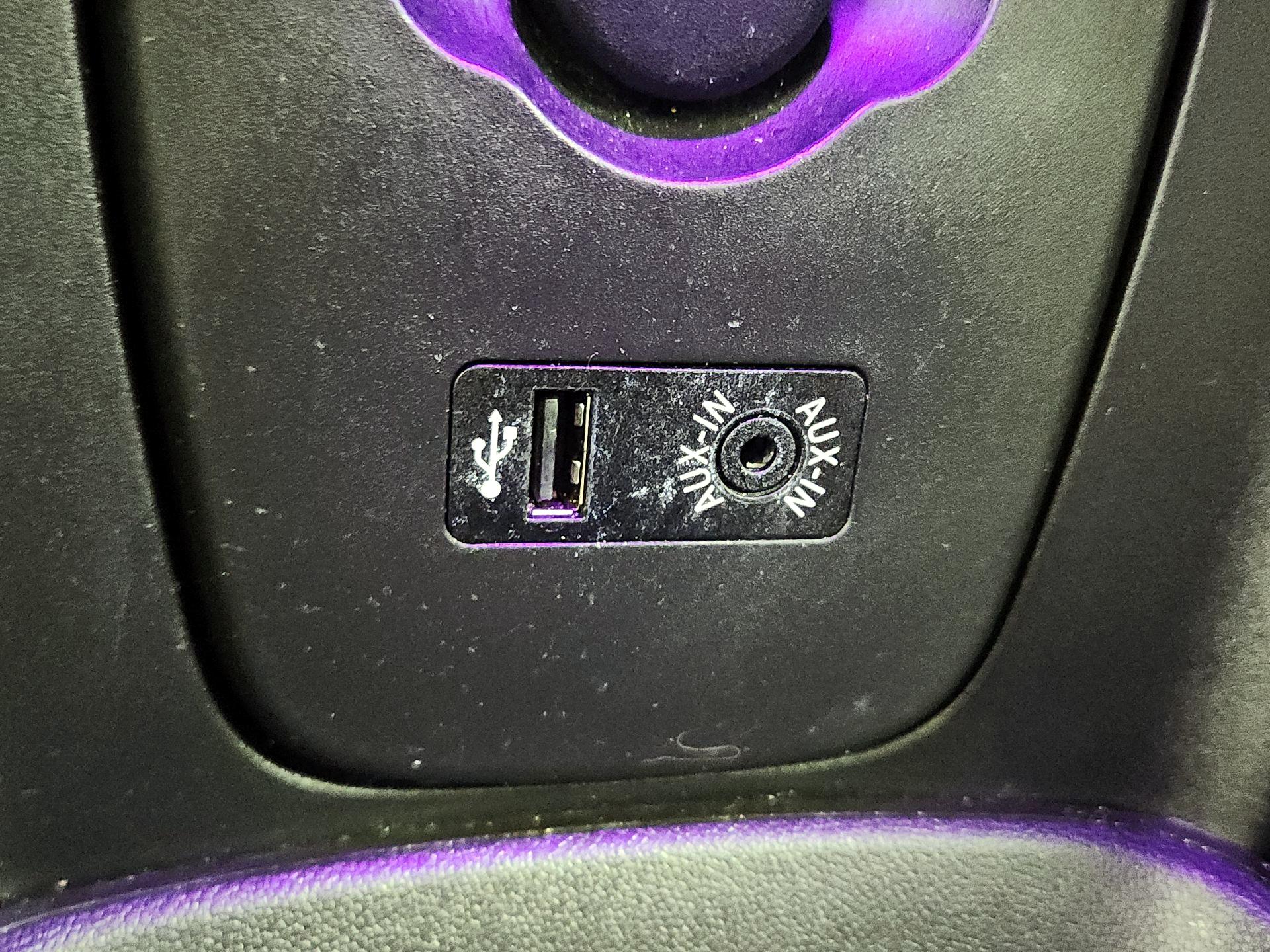 Thumbnail: 2016 MINI Cooper Hardtop - 17