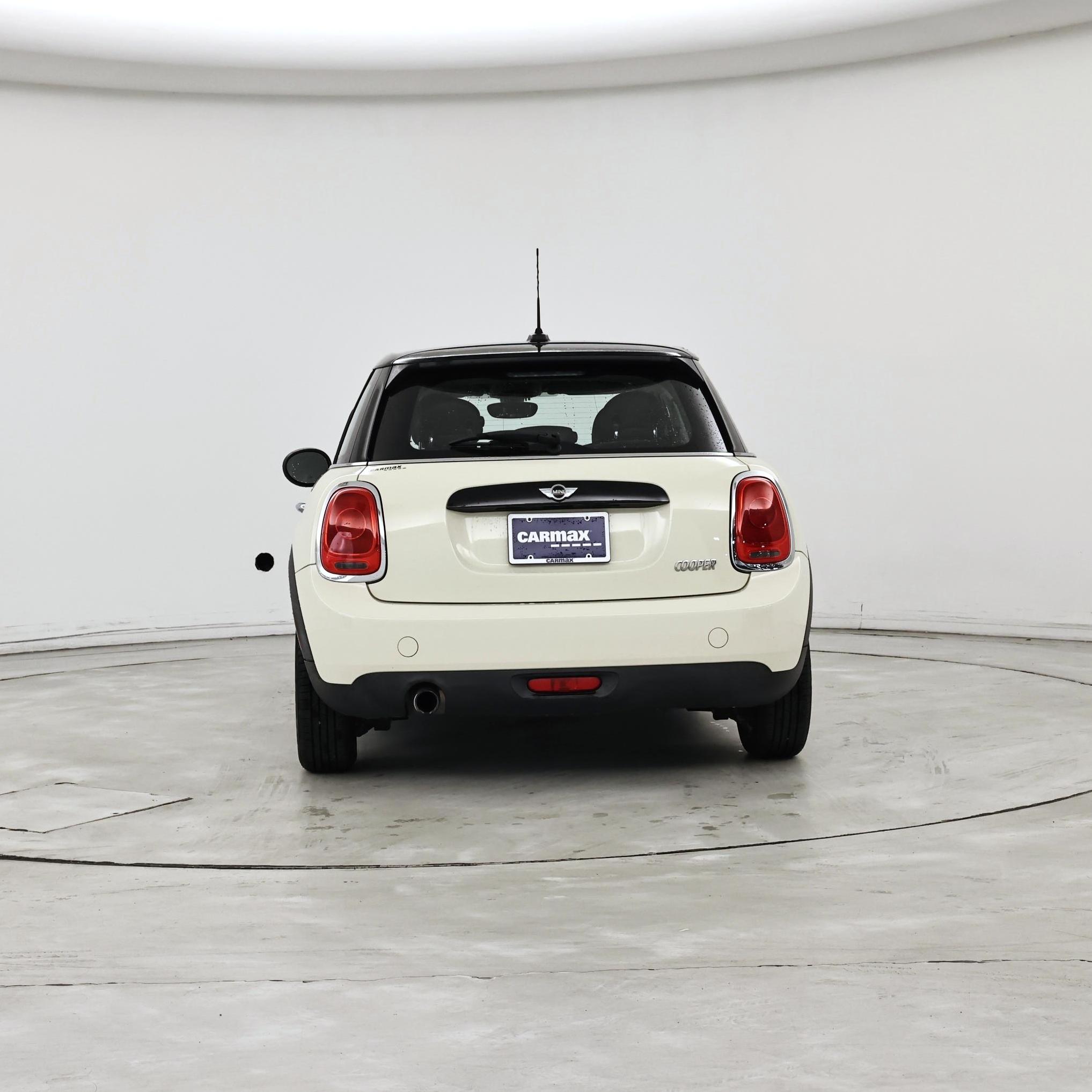 Thumbnail: 2016 MINI Cooper Hardtop - 6