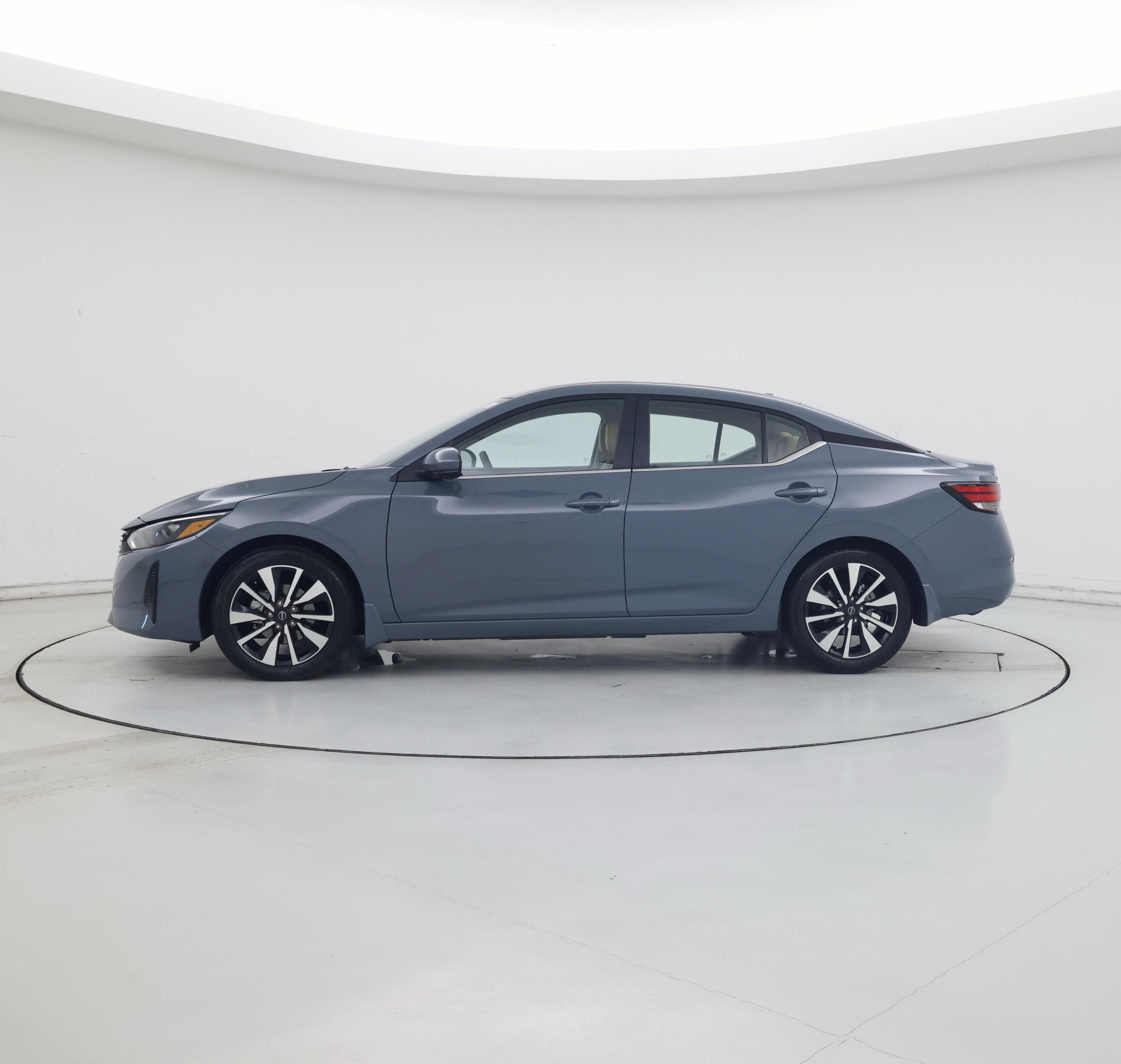 Thumbnail: 2025 Nissan Sentra - 3