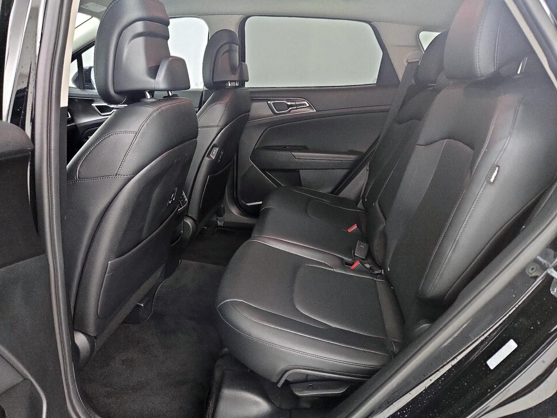 Thumbnail: 2024 Kia Sportage - 20