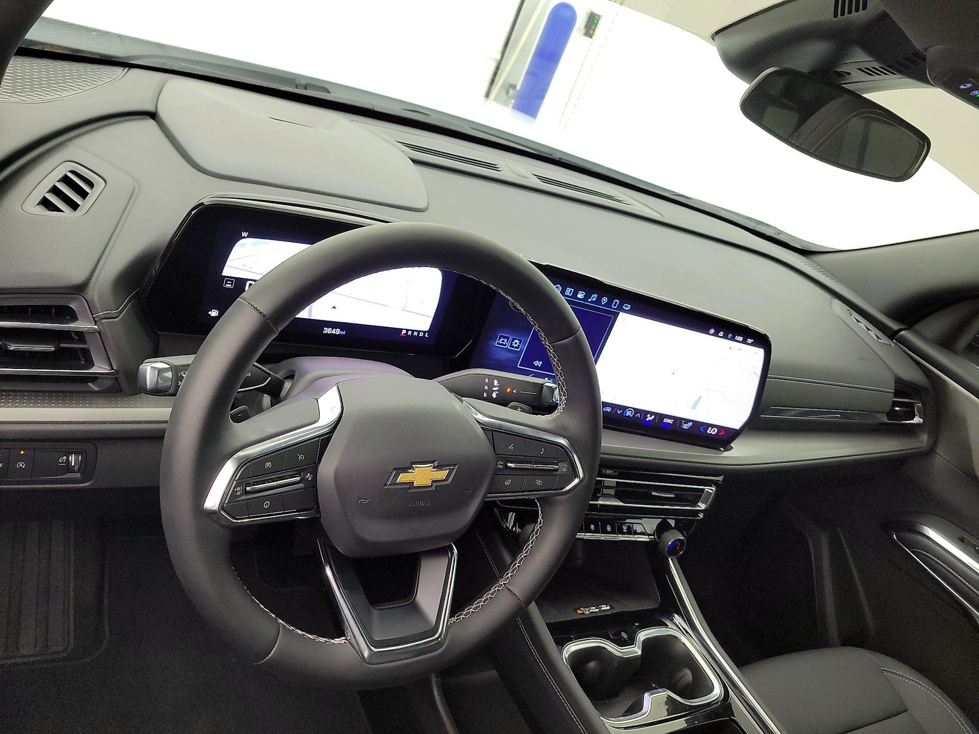 Thumbnail: 2025 Chevrolet Traverse - 9