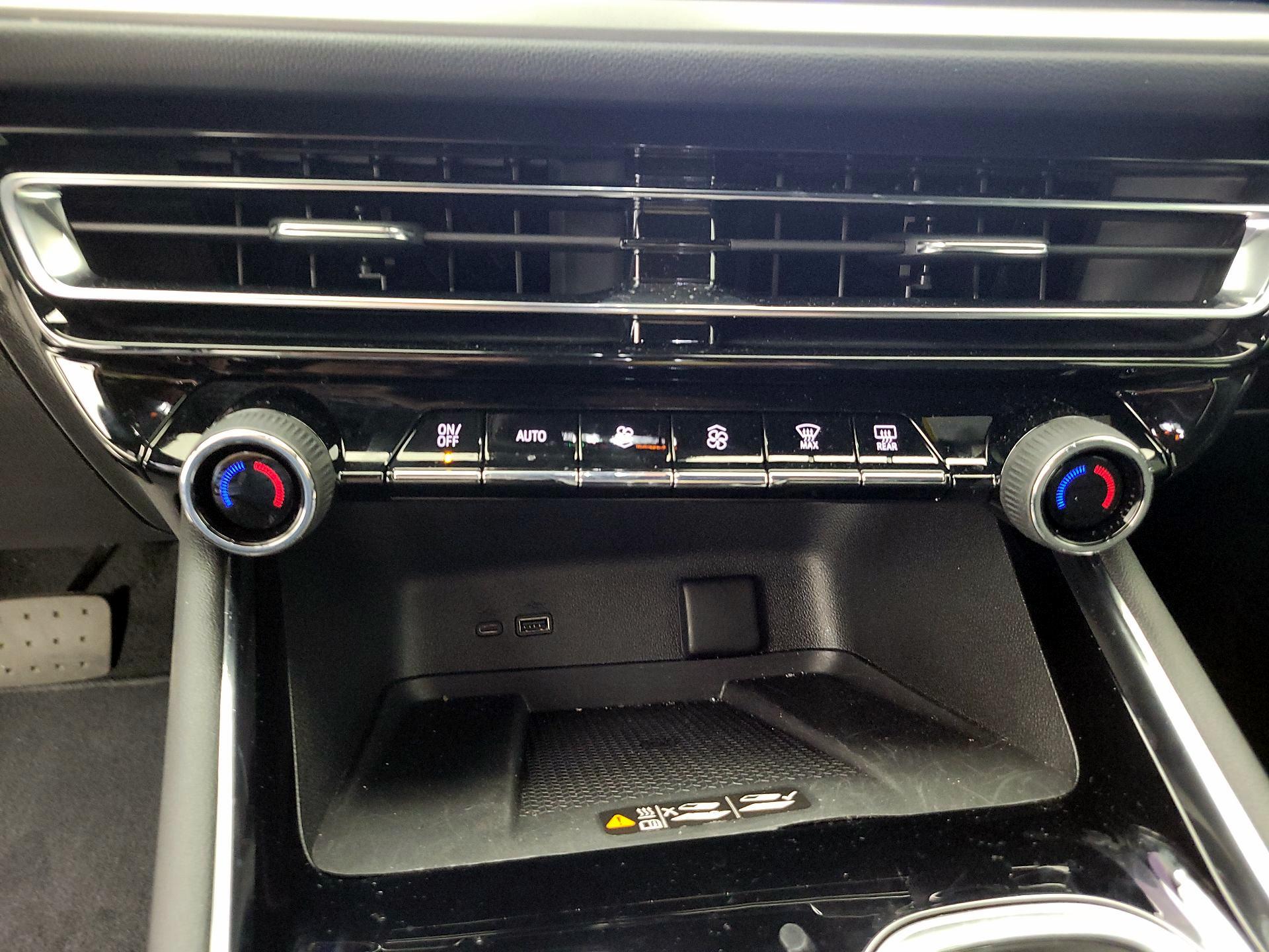 Thumbnail: 2025 Chevrolet Traverse - 17