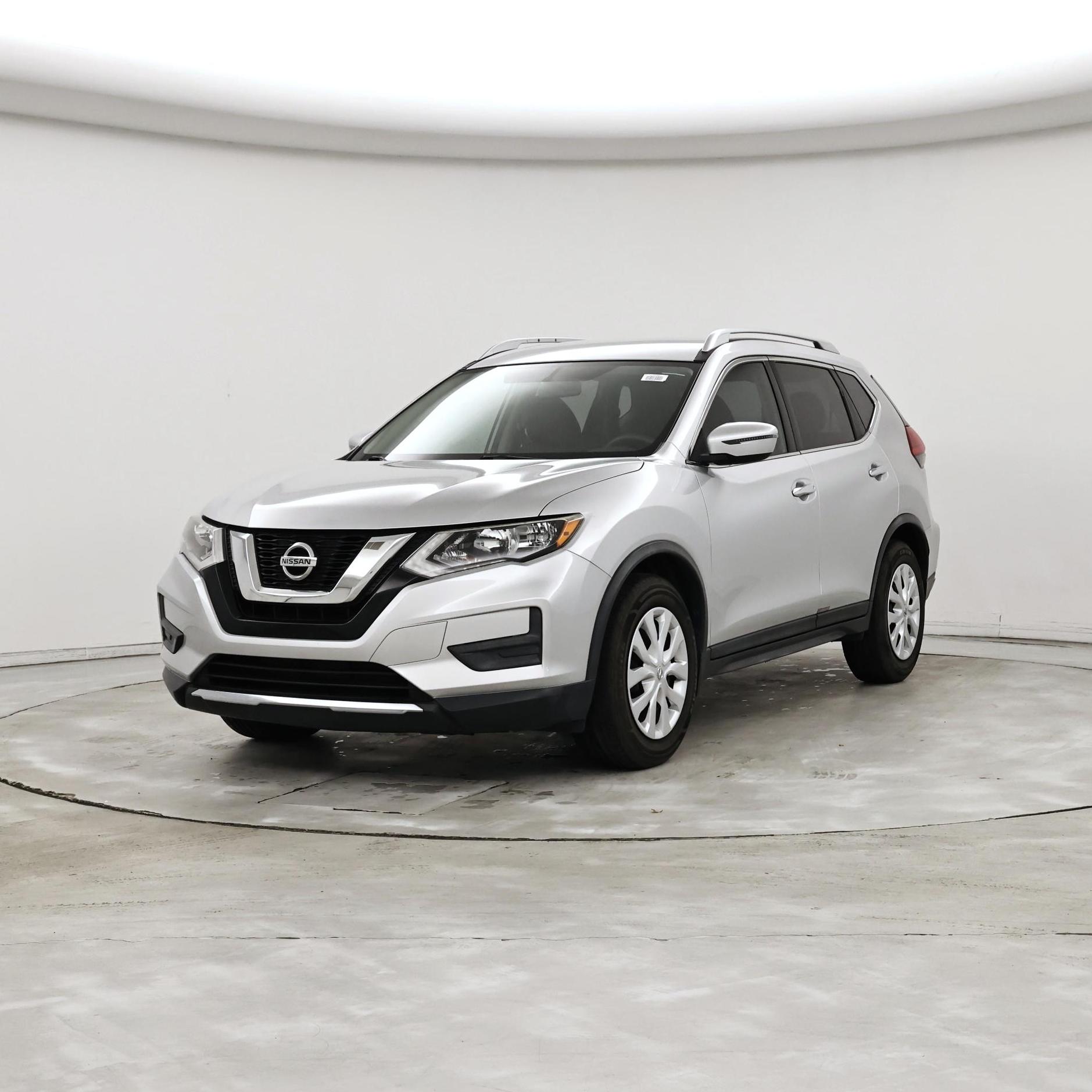 Thumbnail: 2017 Nissan Rogue - 4
