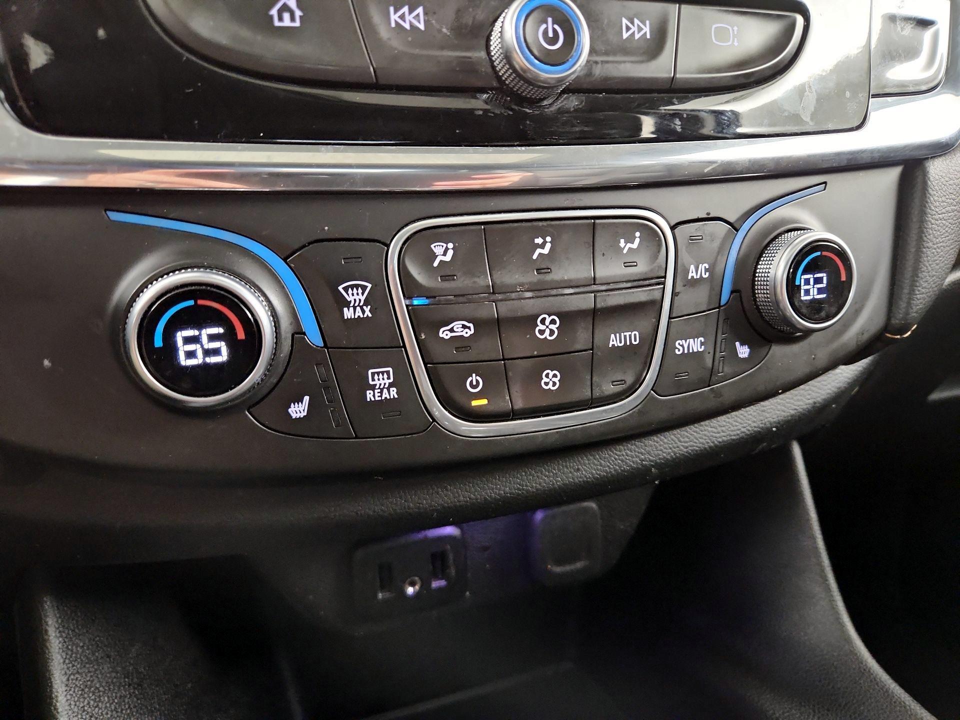 Thumbnail: 2018 Chevrolet Traverse - 17