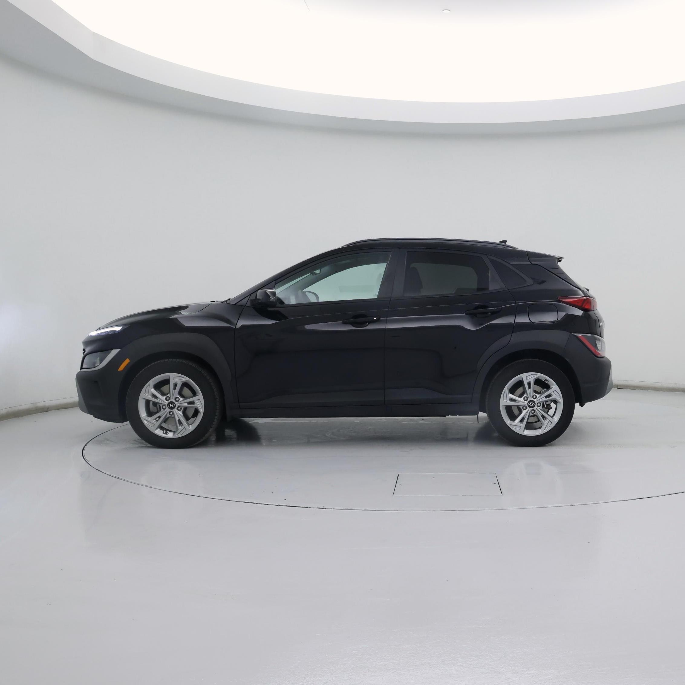 Thumbnail: 2023 Hyundai Kona - 3