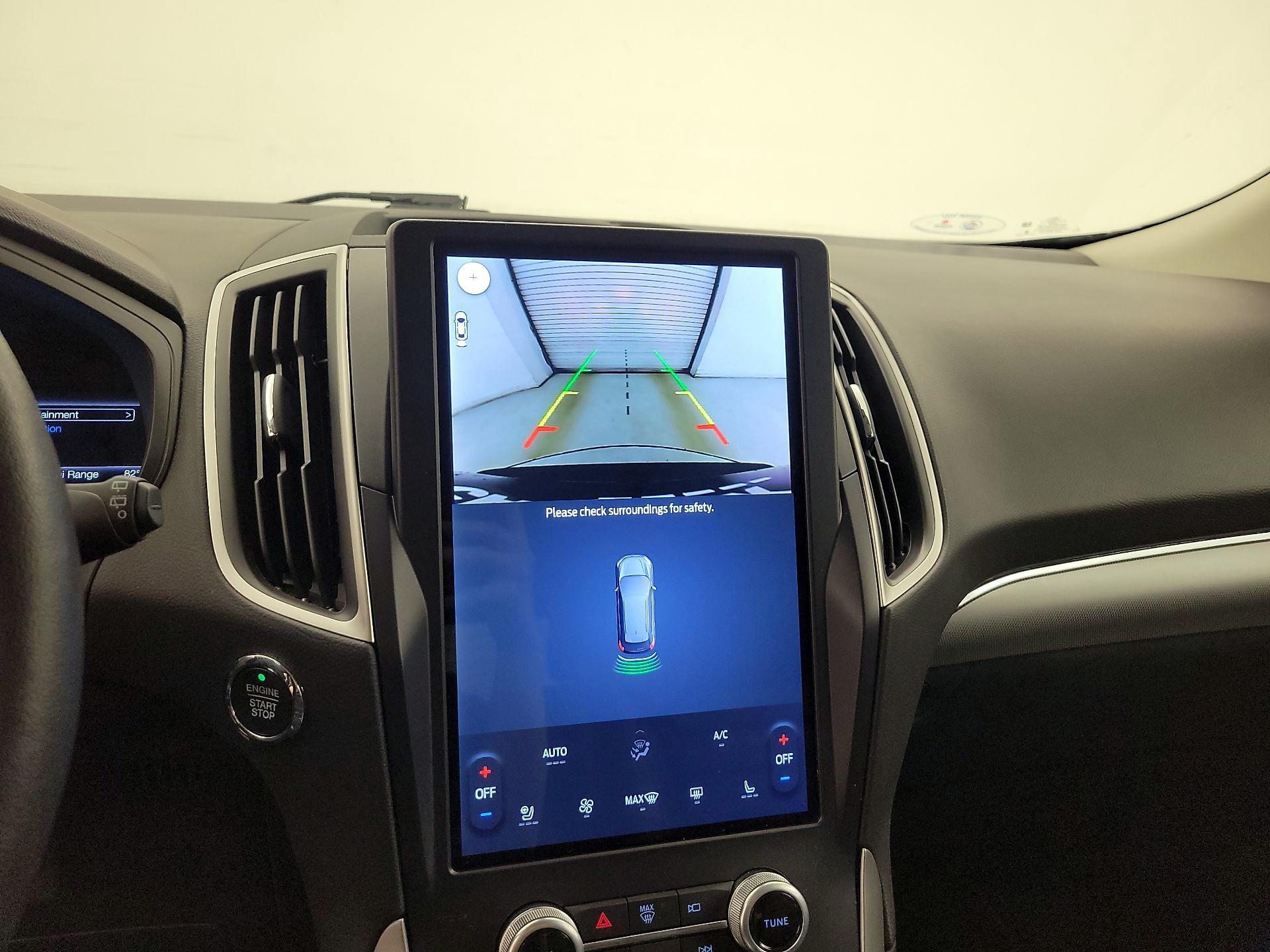 Thumbnail: 2022 Ford Edge - 15