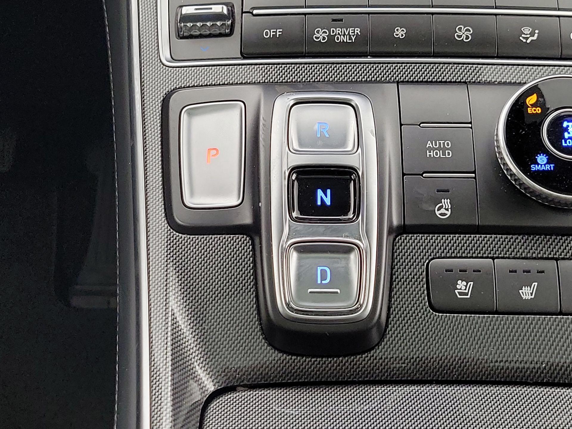 Thumbnail: 2023 Hyundai Santa Fe - 18