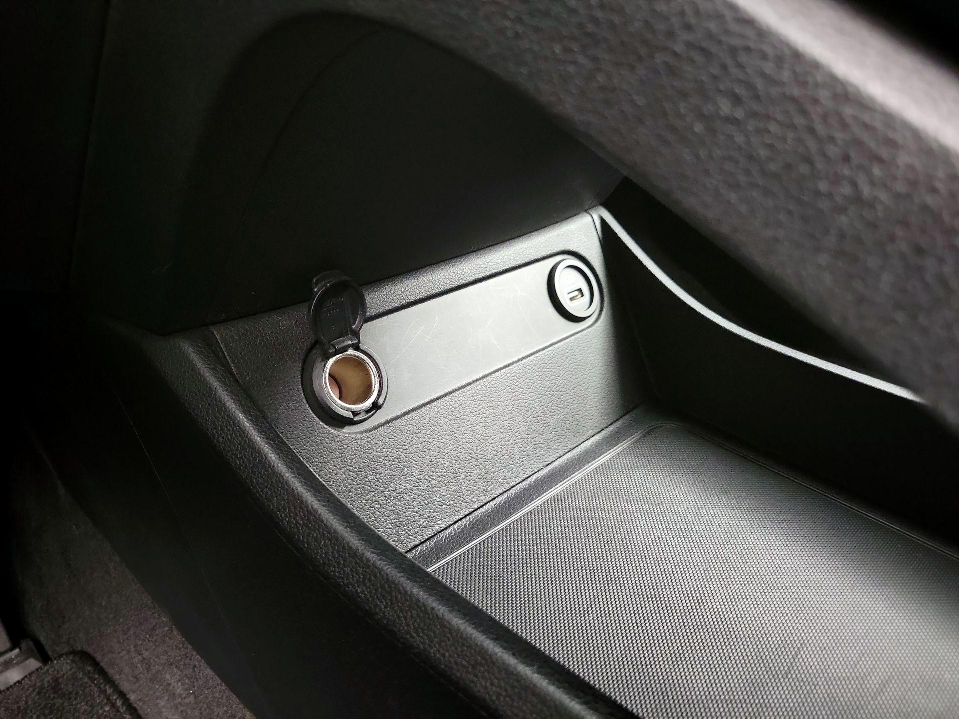 Thumbnail: 2023 Hyundai Santa Fe - 19