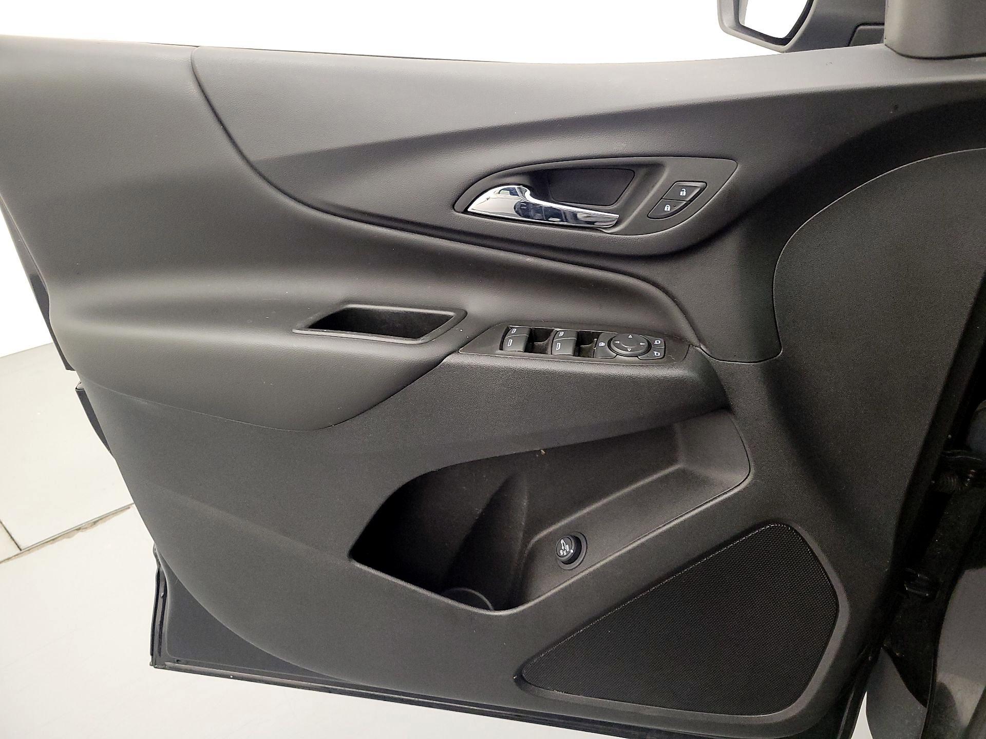 Thumbnail: 2022 Chevrolet Equinox - 12