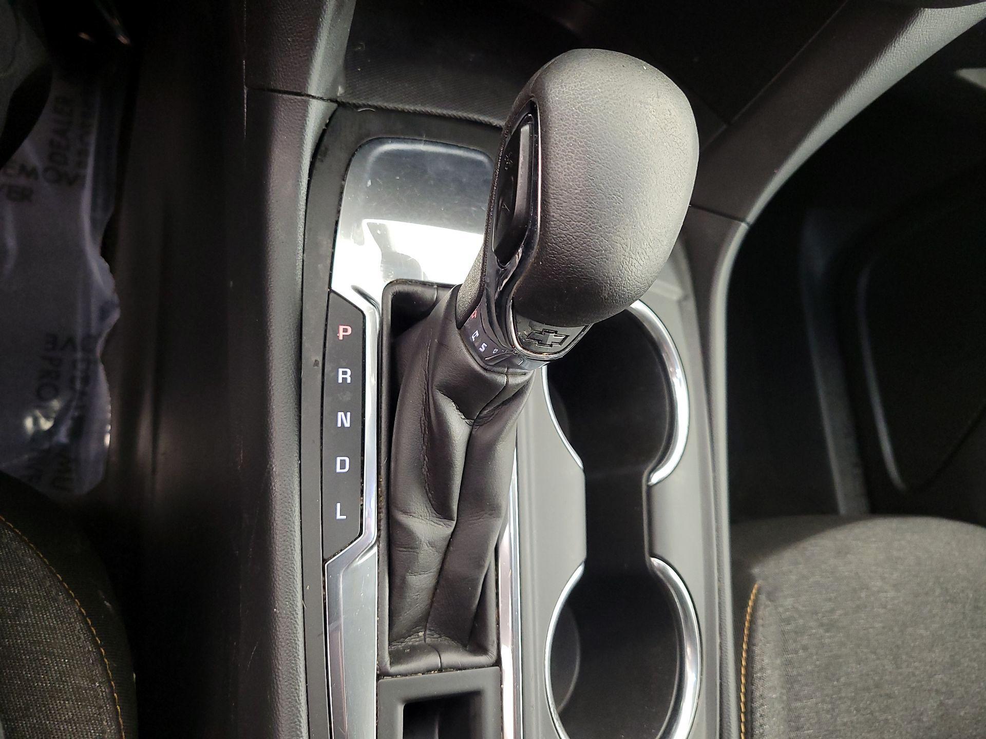 Thumbnail: 2022 Chevrolet Equinox - 17