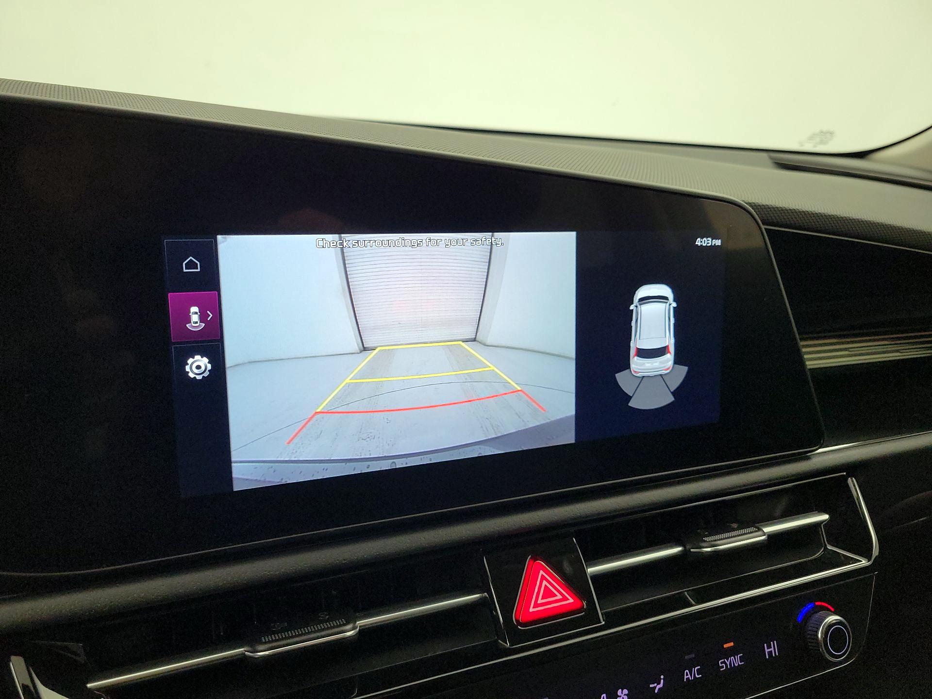 Thumbnail: 2023 Kia Niro - 15