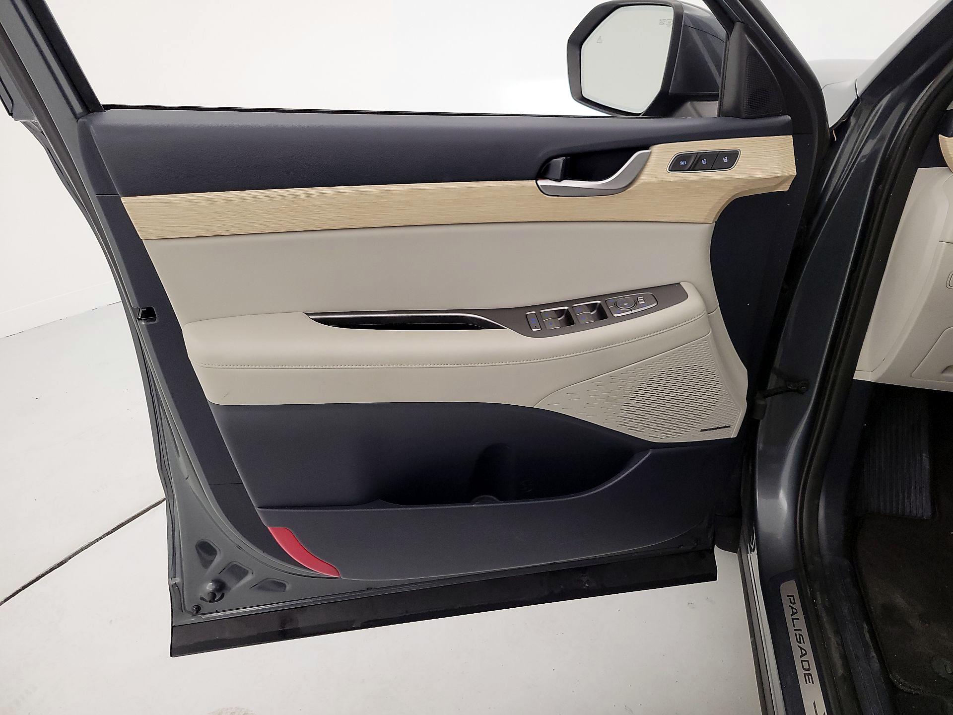 Thumbnail: 2023 Hyundai Palisade - 12