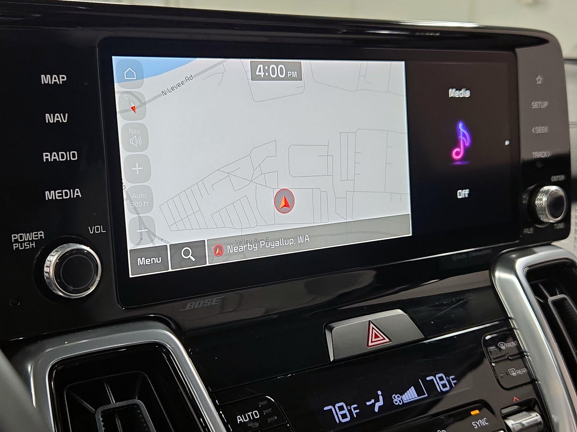 Thumbnail: 2023 Kia Sorento - 14