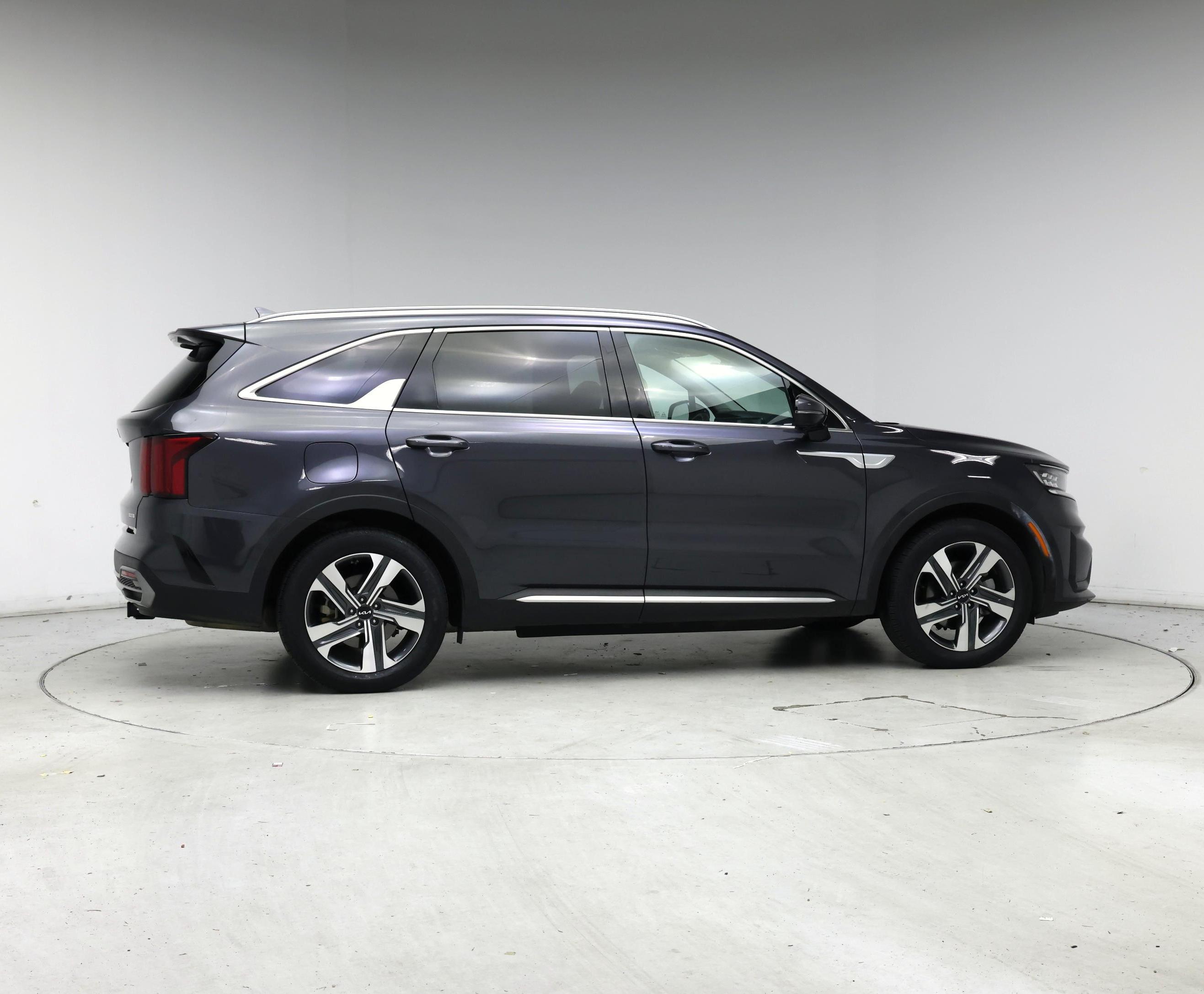 Thumbnail: 2023 Kia Sorento - 7