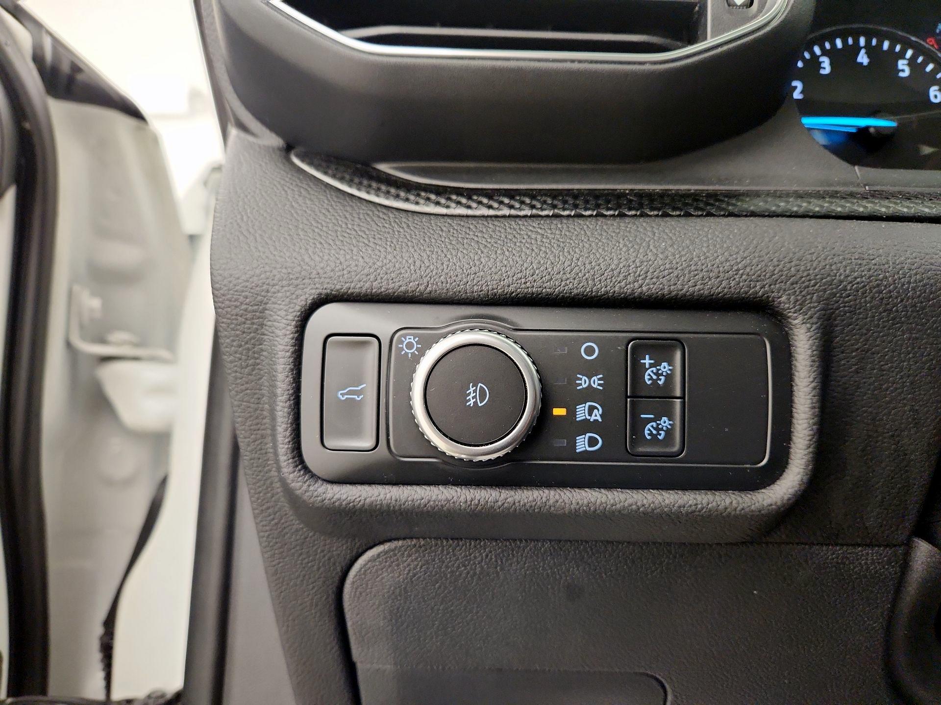 Thumbnail: 2022 Ford Explorer - 13