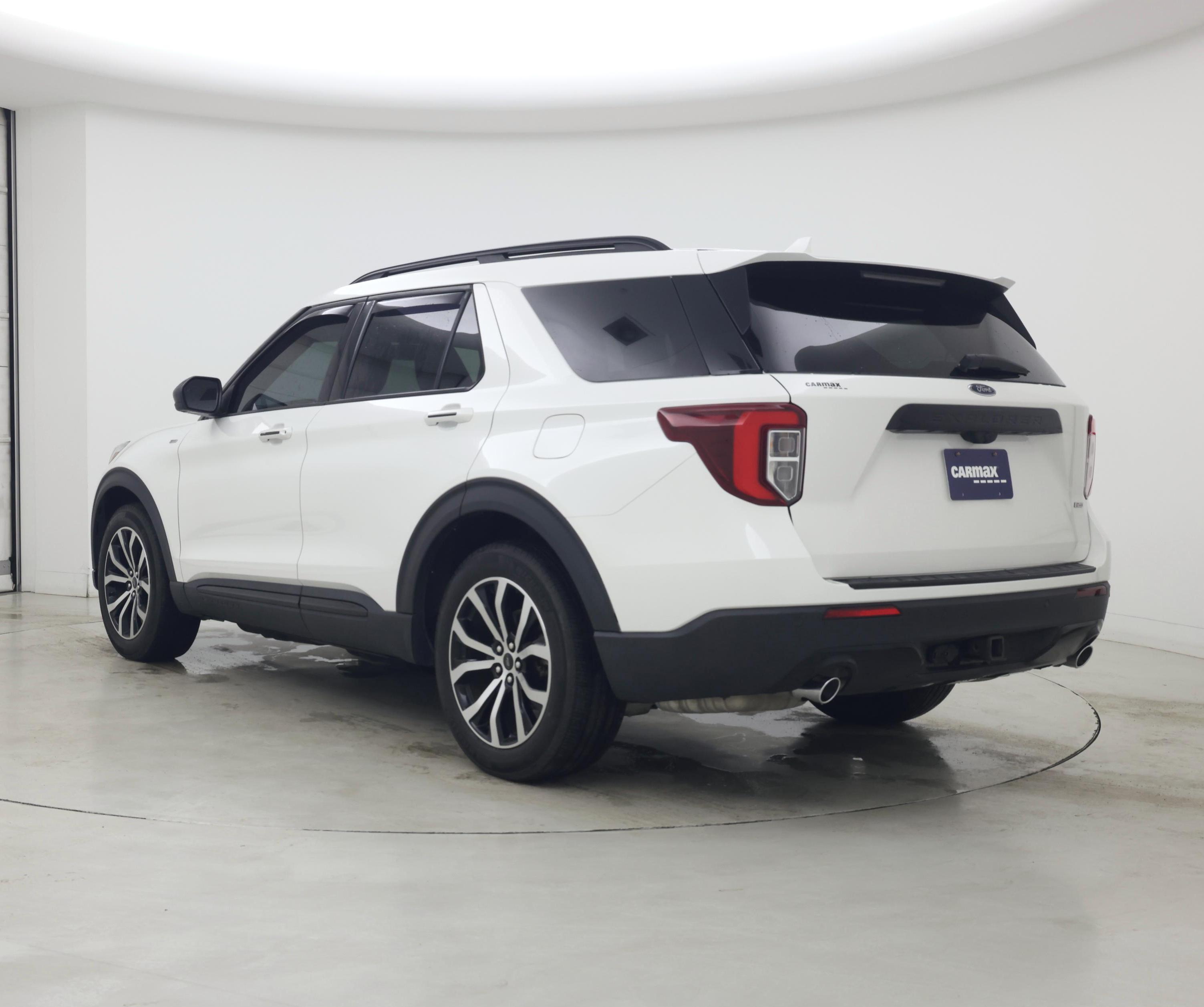 Thumbnail: 2022 Ford Explorer - 2
