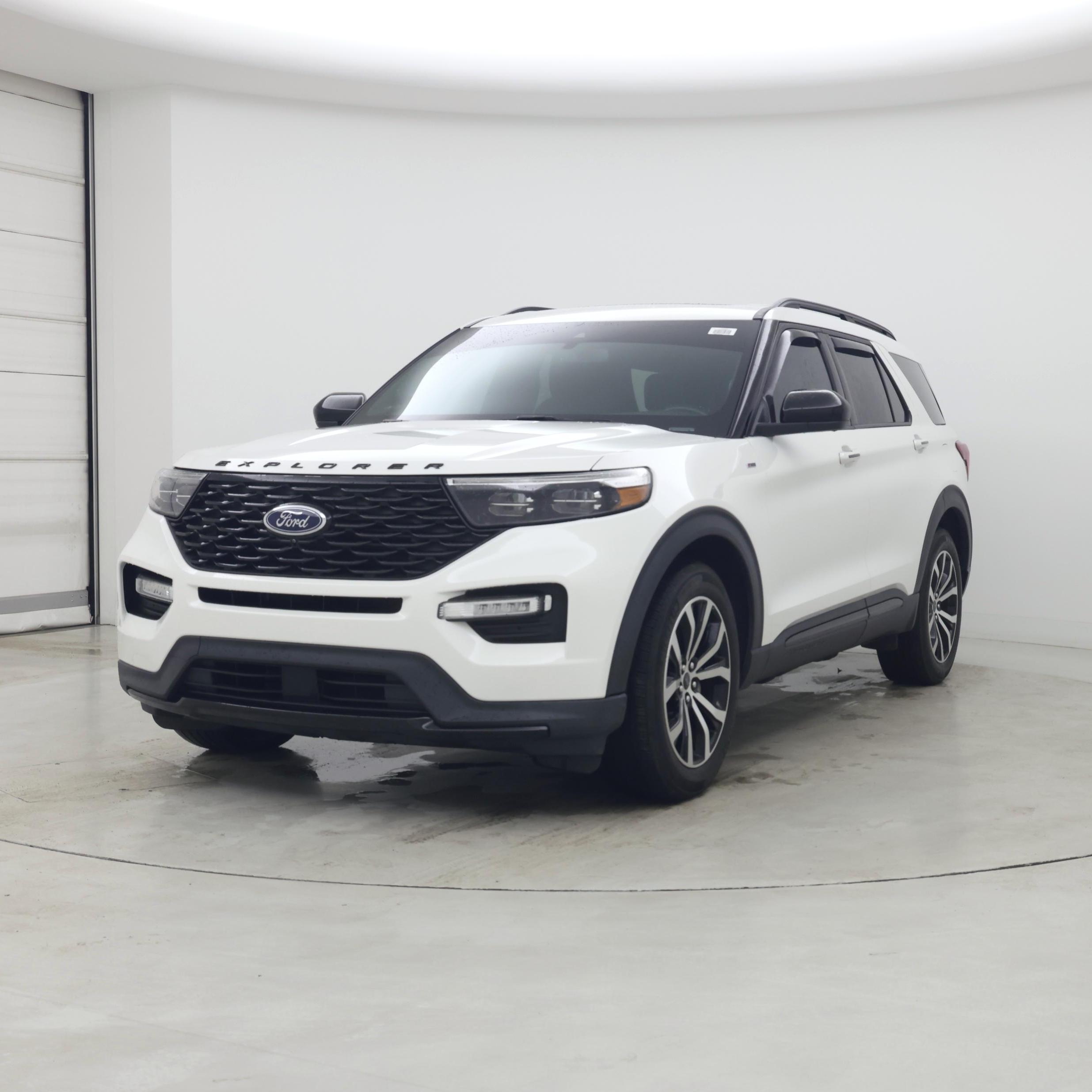 Thumbnail: 2022 Ford Explorer - 4