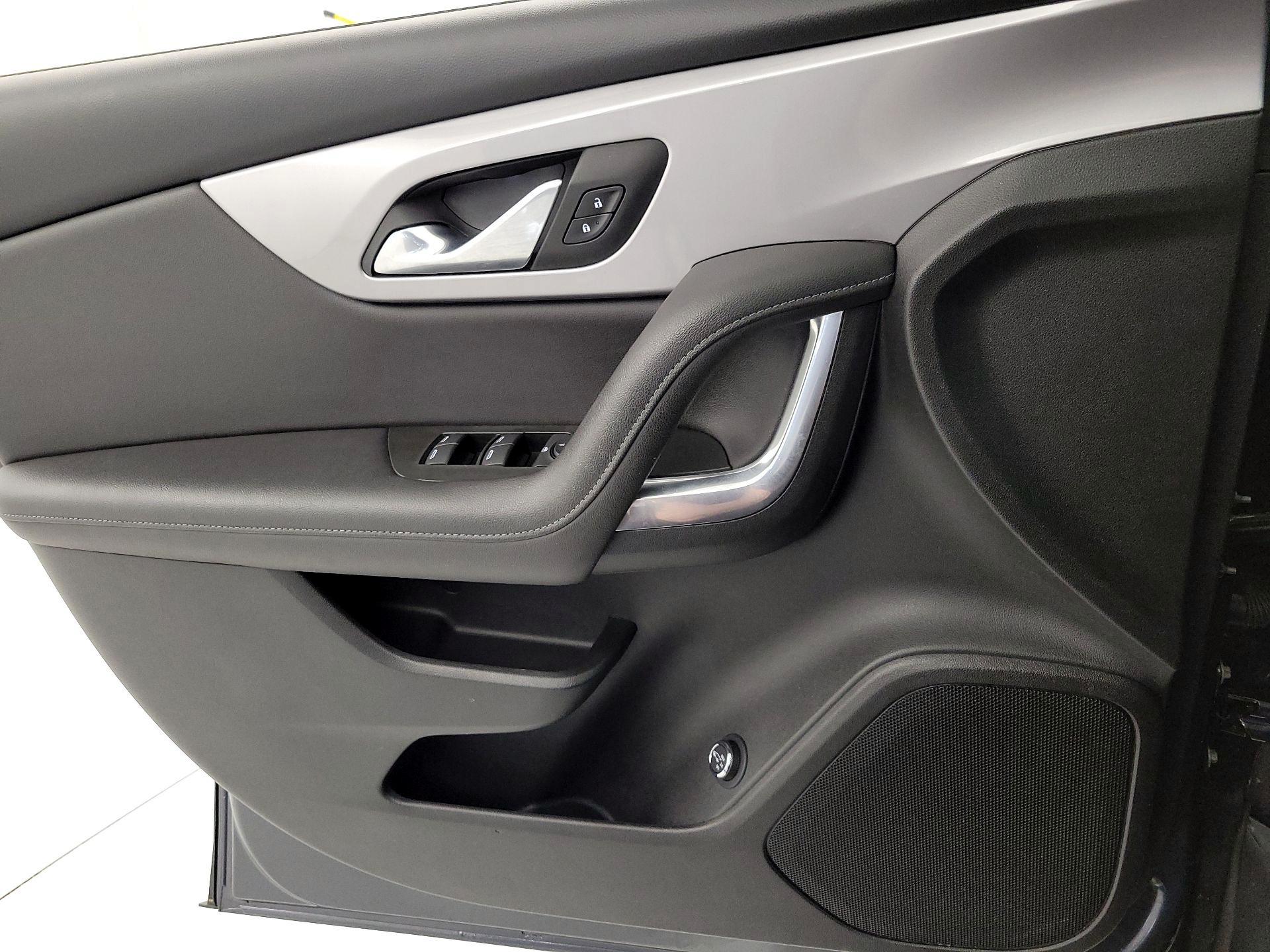 Thumbnail: 2022 Chevrolet Blazer - 12