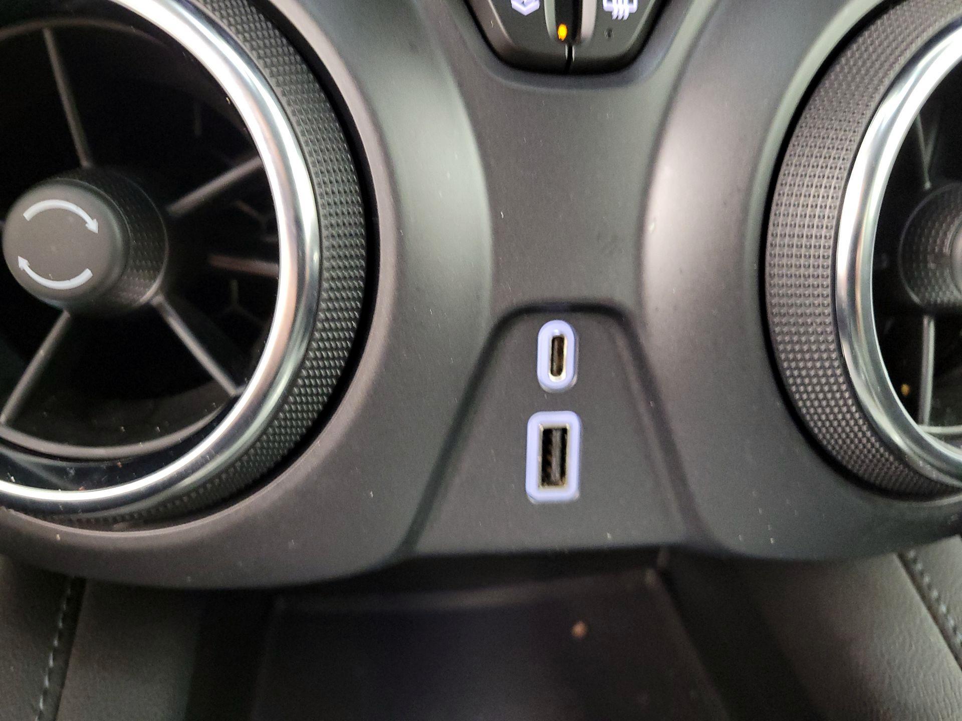 Thumbnail: 2022 Chevrolet Blazer - 19