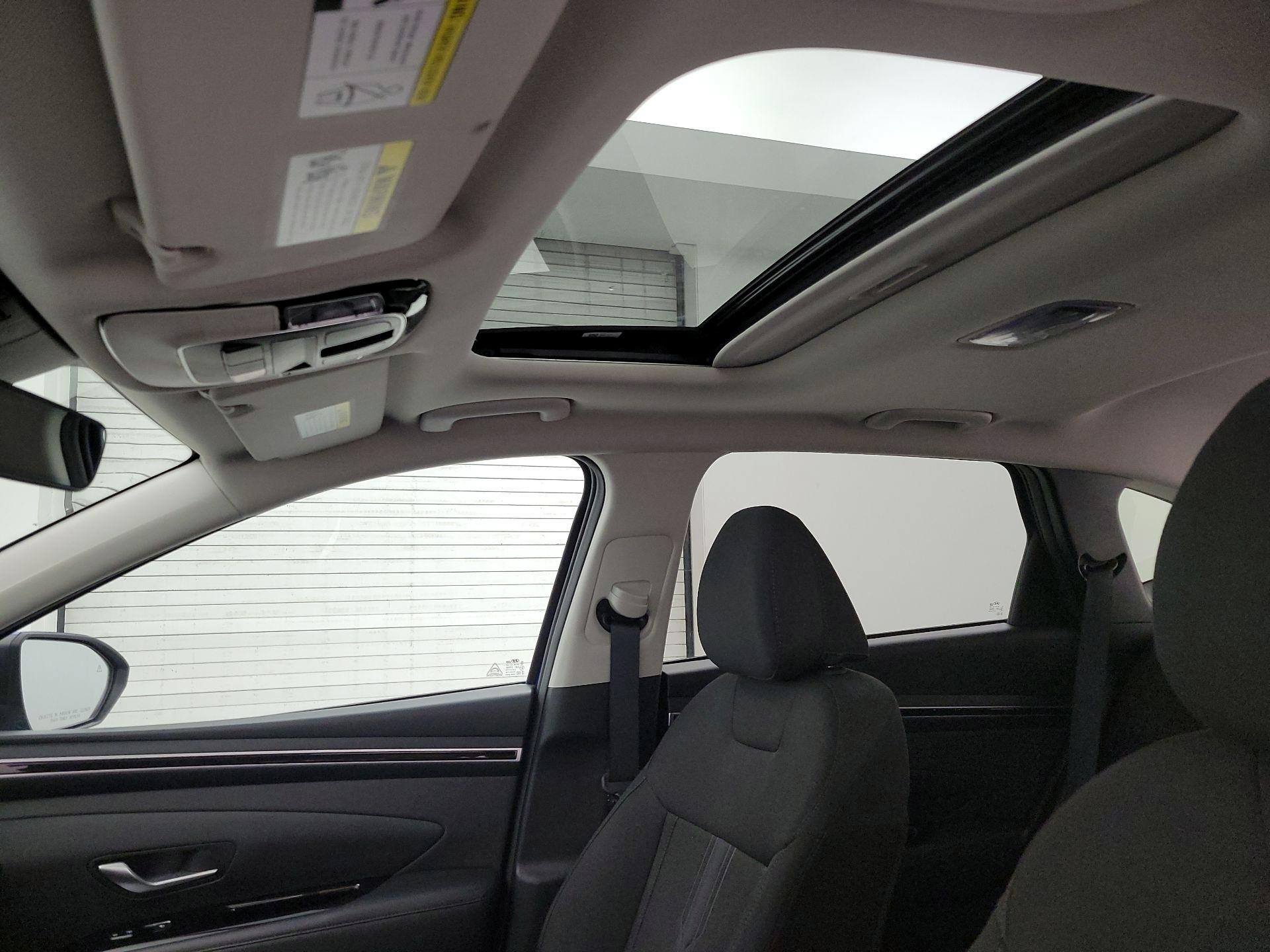 Thumbnail: 2022 Hyundai Tucson - 19