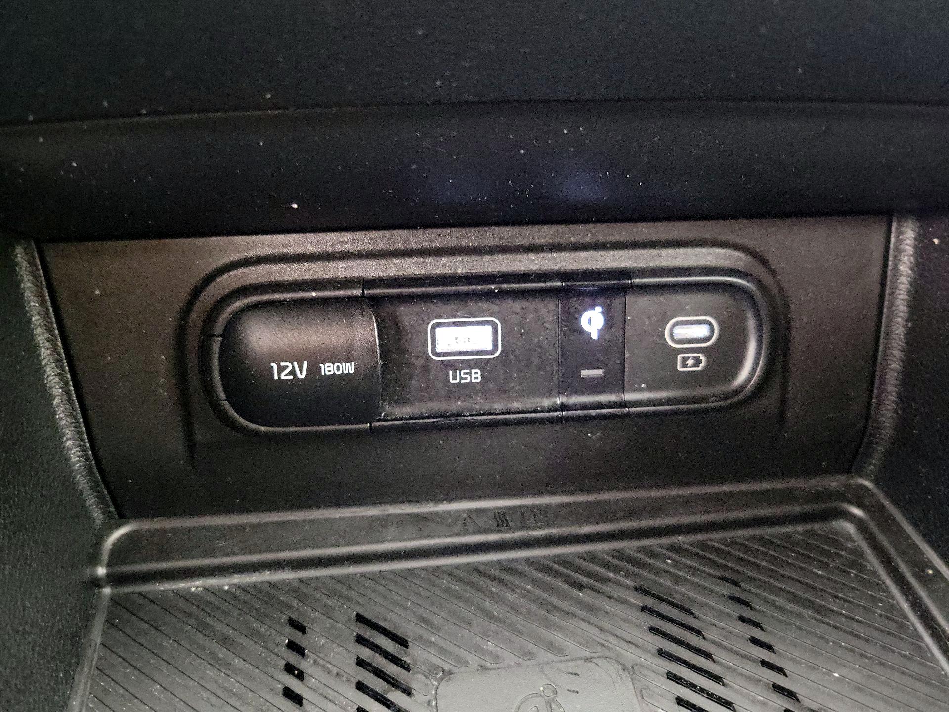 Thumbnail: 2023 Kia Sportage - 19