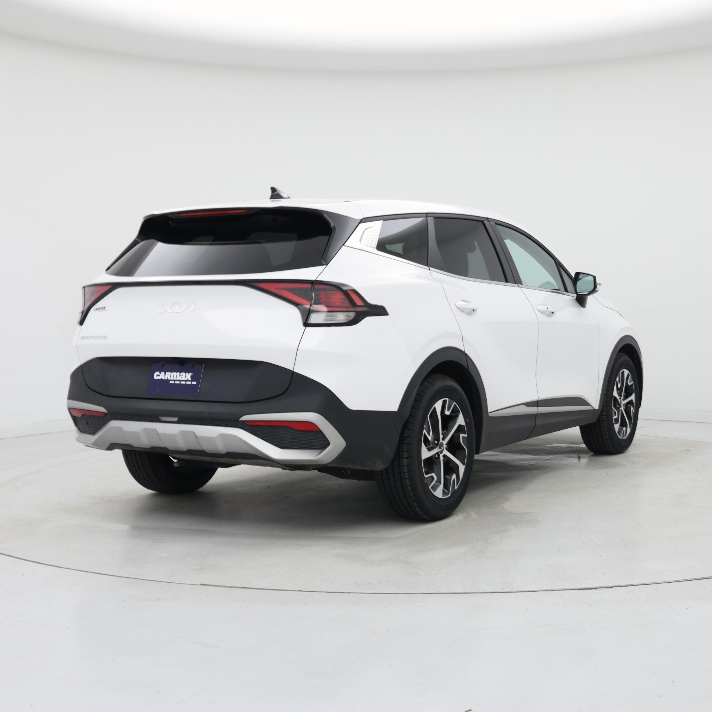 Thumbnail: 2023 Kia Sportage - 8