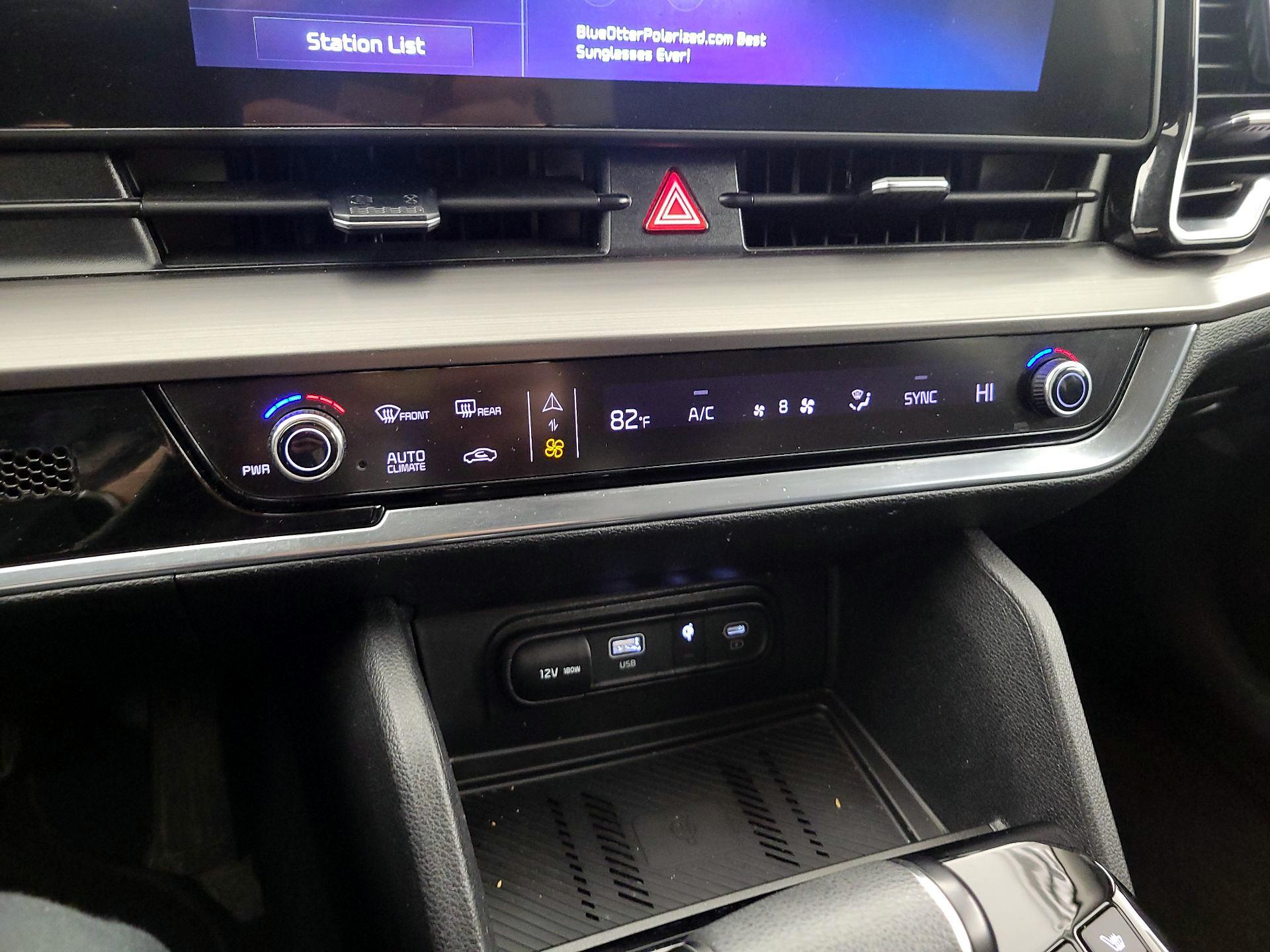 Thumbnail: 2023 Kia Sportage - 17