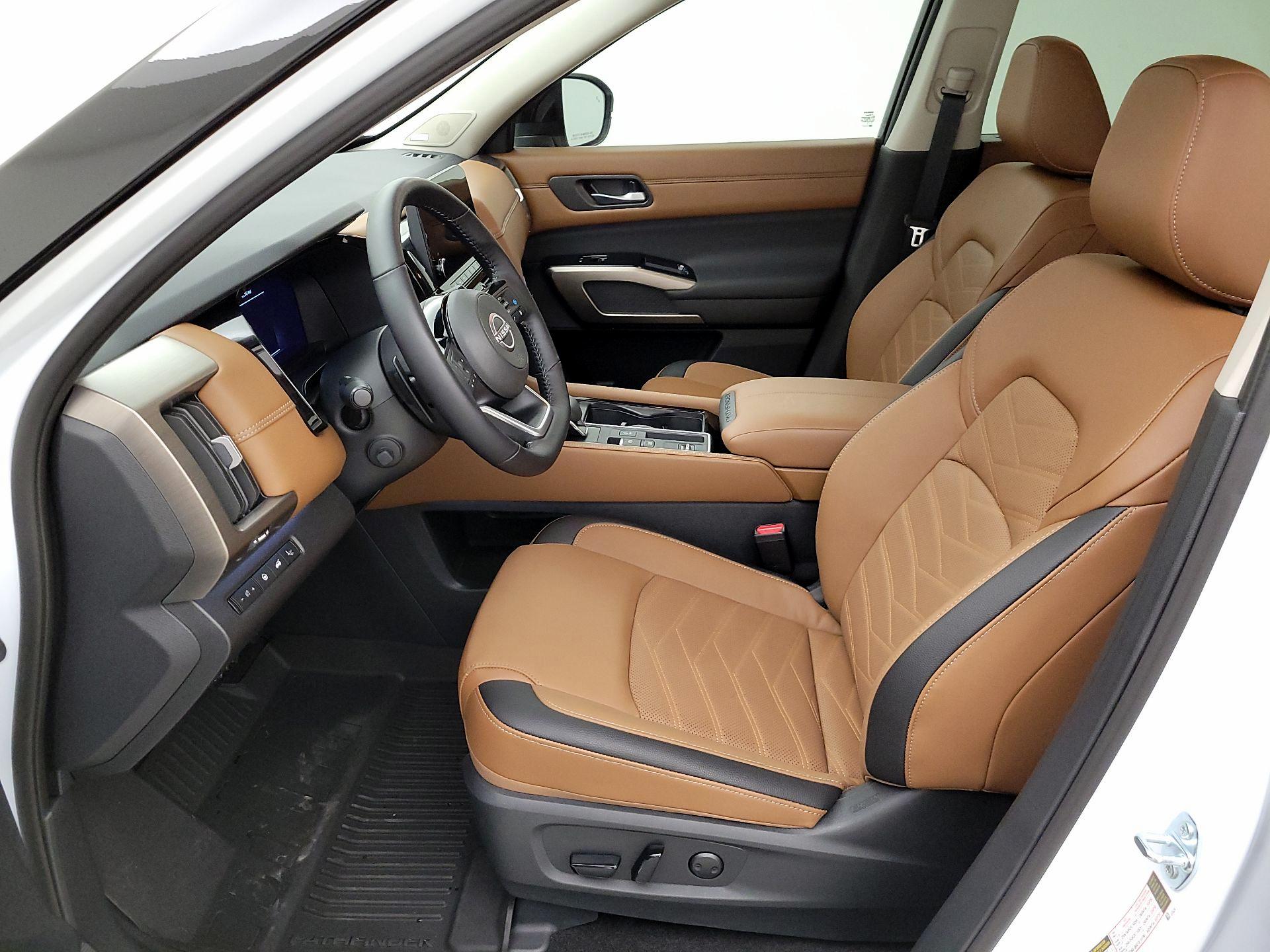 Thumbnail: 2025 Nissan Pathfinder - 11