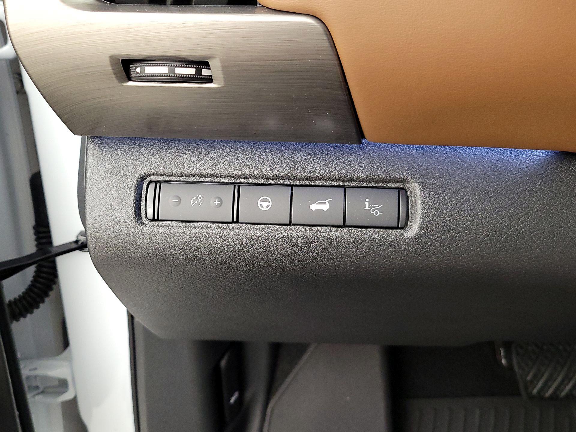 Thumbnail: 2025 Nissan Pathfinder - 13