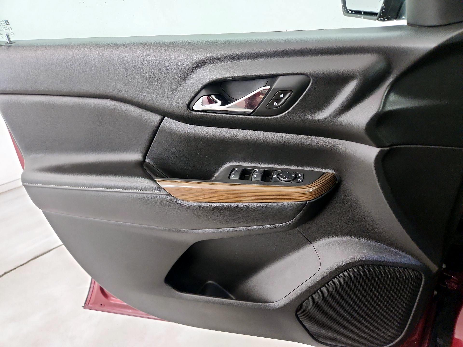 Thumbnail: 2018 GMC Acadia - 12