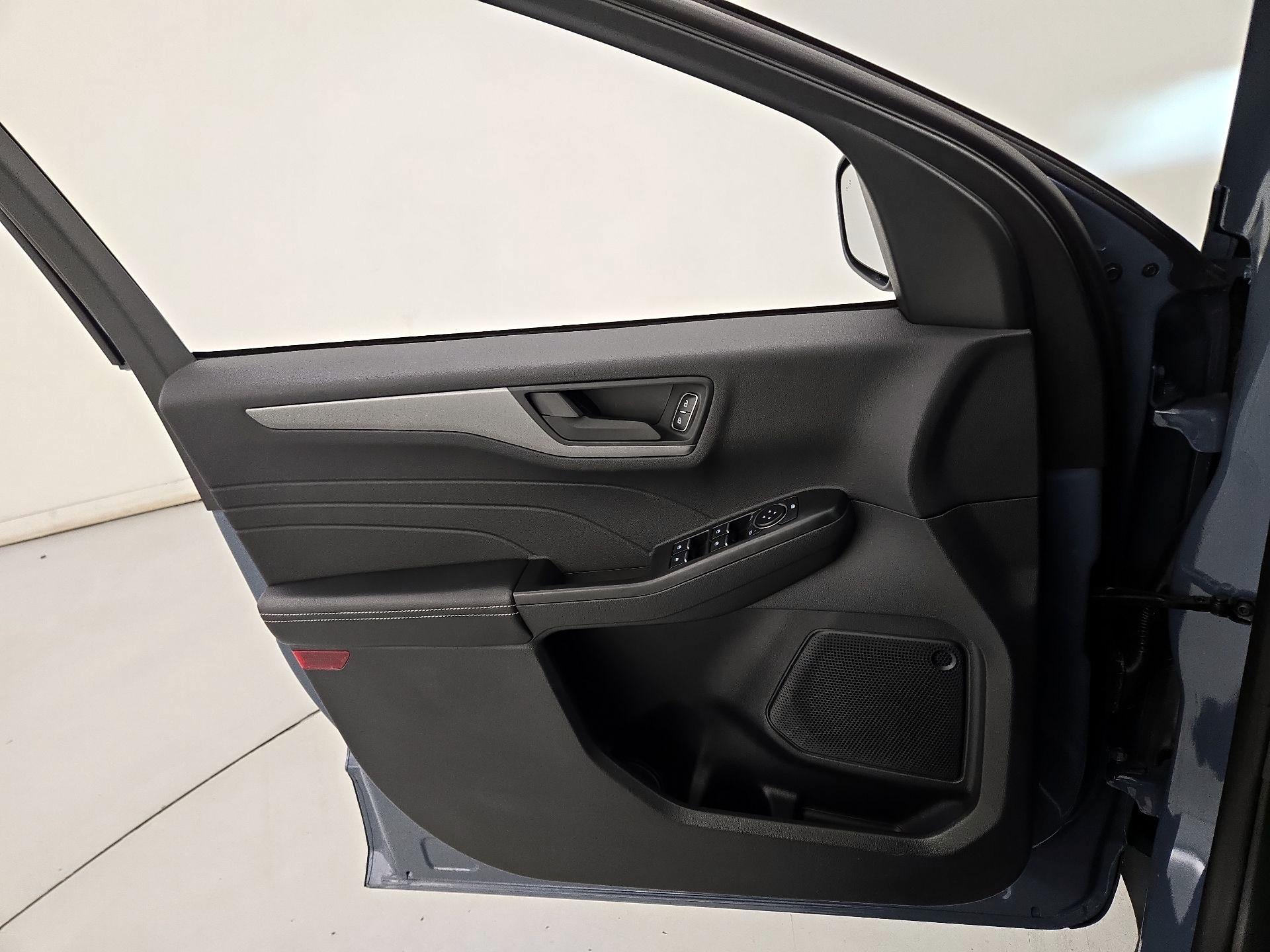 Thumbnail: 2025 Ford Escape - 12