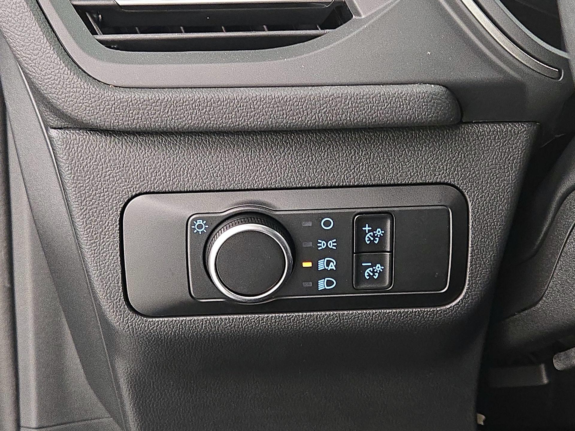 Thumbnail: 2025 Ford Escape - 13